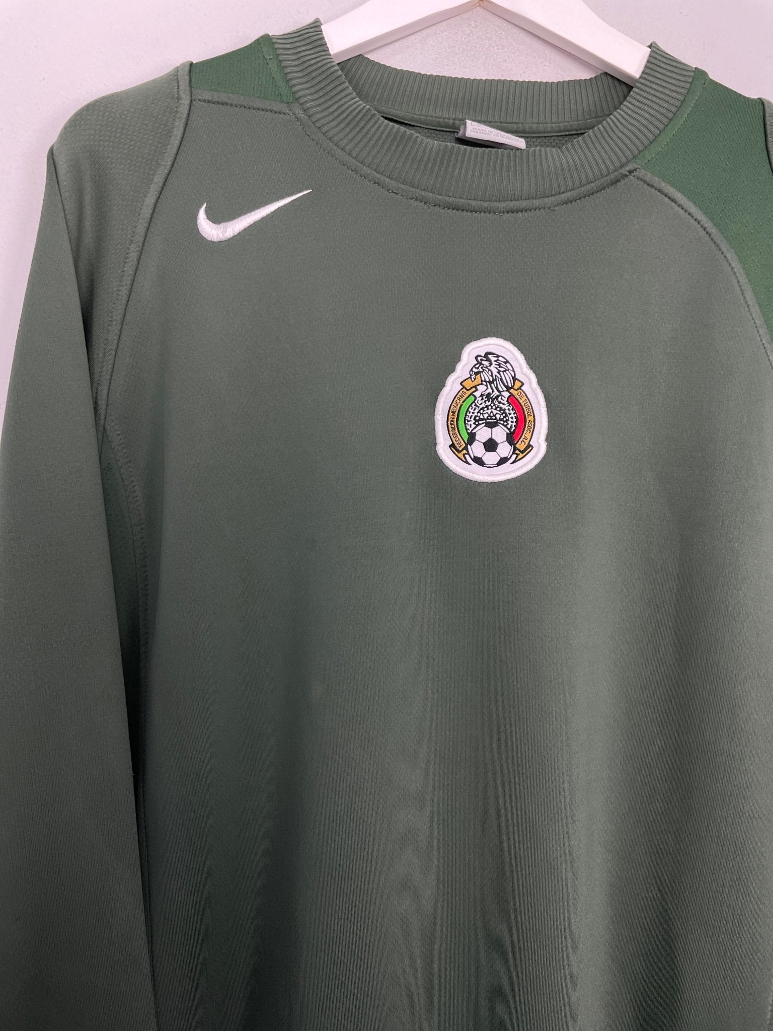 Shop 2003/04 MEXICO JUMPER (XL) NIKE, classic football shirts, vintage football shirts & retro soccer jerseys at Cult Kits