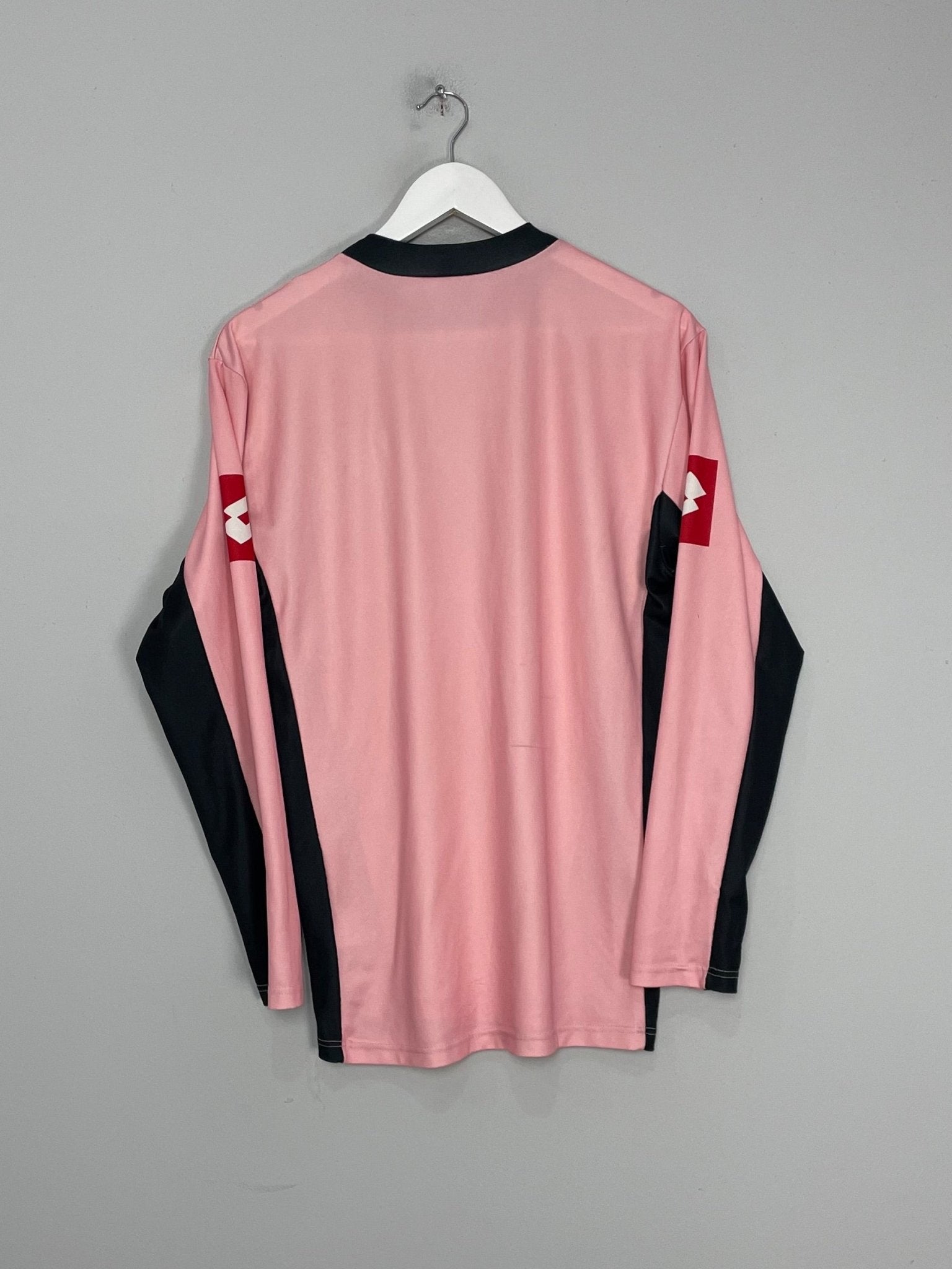 Shop 2003/04 PALERMO L/S HOME SHIRT (M) LOTTO, classic football shirts, vintage football shirts & retro soccer jerseys at Cult Kits