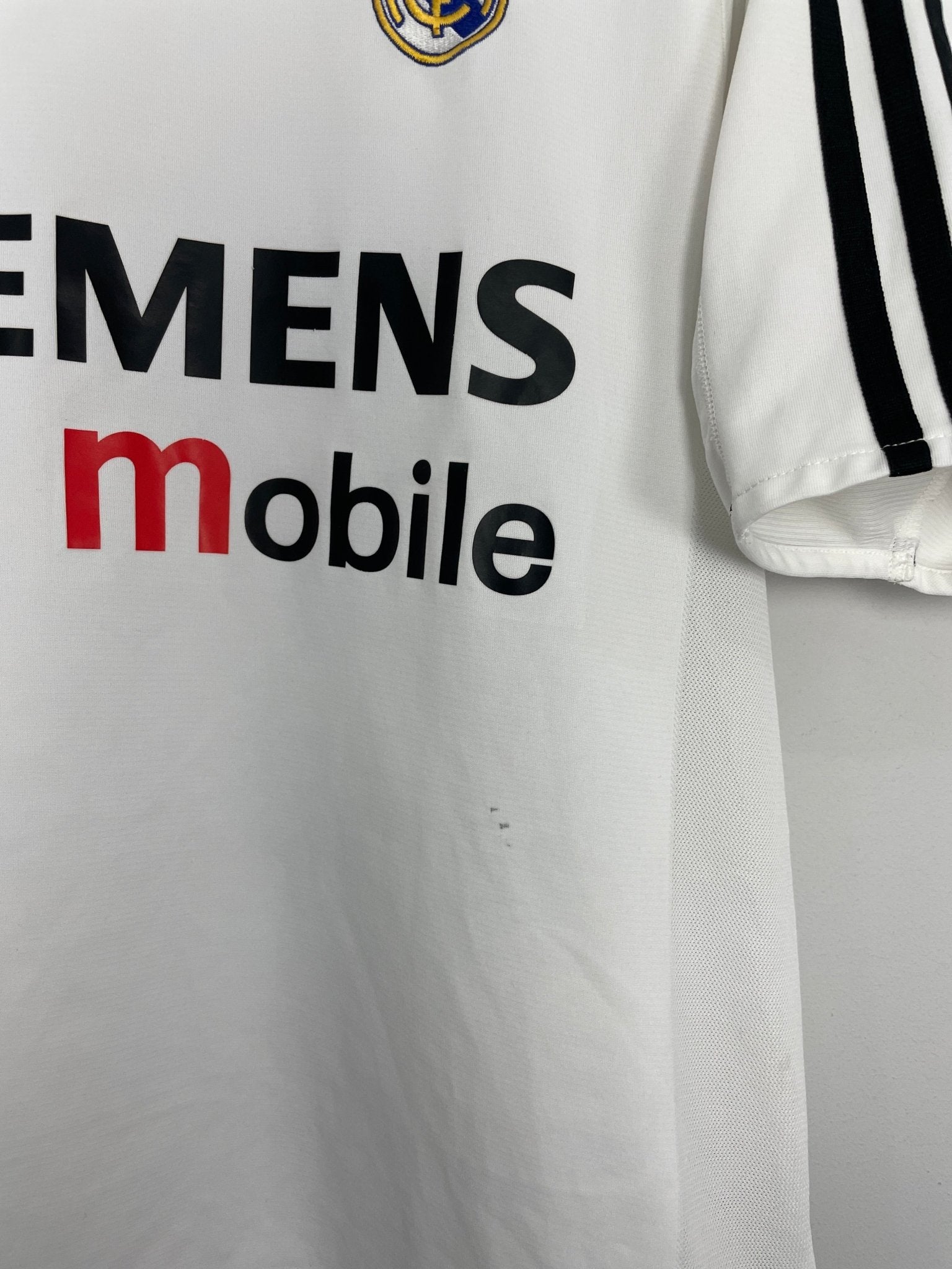 Shop 2003/04 REAL MADRID BECKHAM #23 HOME SHIRT (M) ADIDAS, classic football shirts, vintage football shirts & retro soccer jerseys at Cult Kits