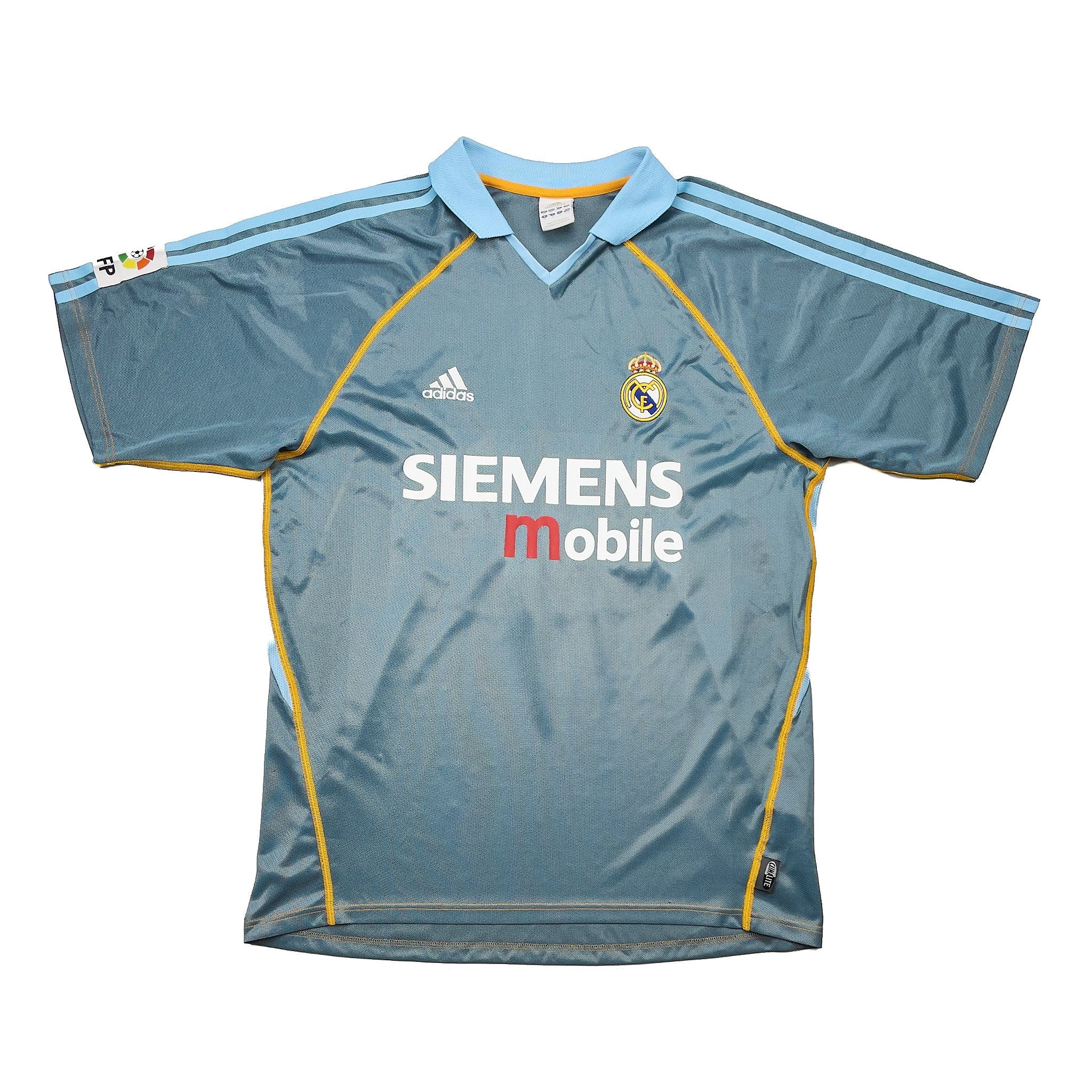 Buy 2003/04 Real Madrid Beckham 23 Third Shirt (M) Adidas ~ Free worldwide shipping ~ Authentic Vintage Football Shirts from Cult Kits
