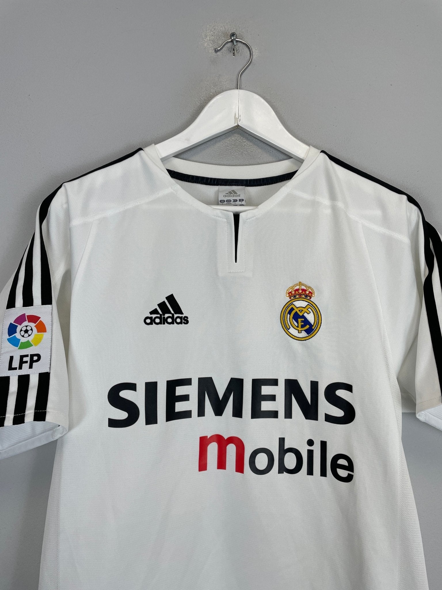 Shop 2003/04 REAL MADRID RAUL #7 HOME SHIRT (S) ADIDAS, classic football shirts, vintage football shirts & retro soccer jerseys at Cult Kits