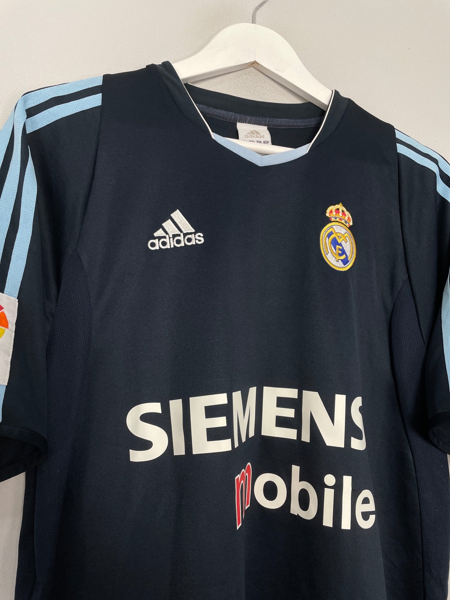 Shop 2003/04 REAL MADRID RONALDO #9 AWAY SHIRT (M) ADIDAS, classic football shirts, vintage football shirts & retro soccer jerseys at Cult Kits