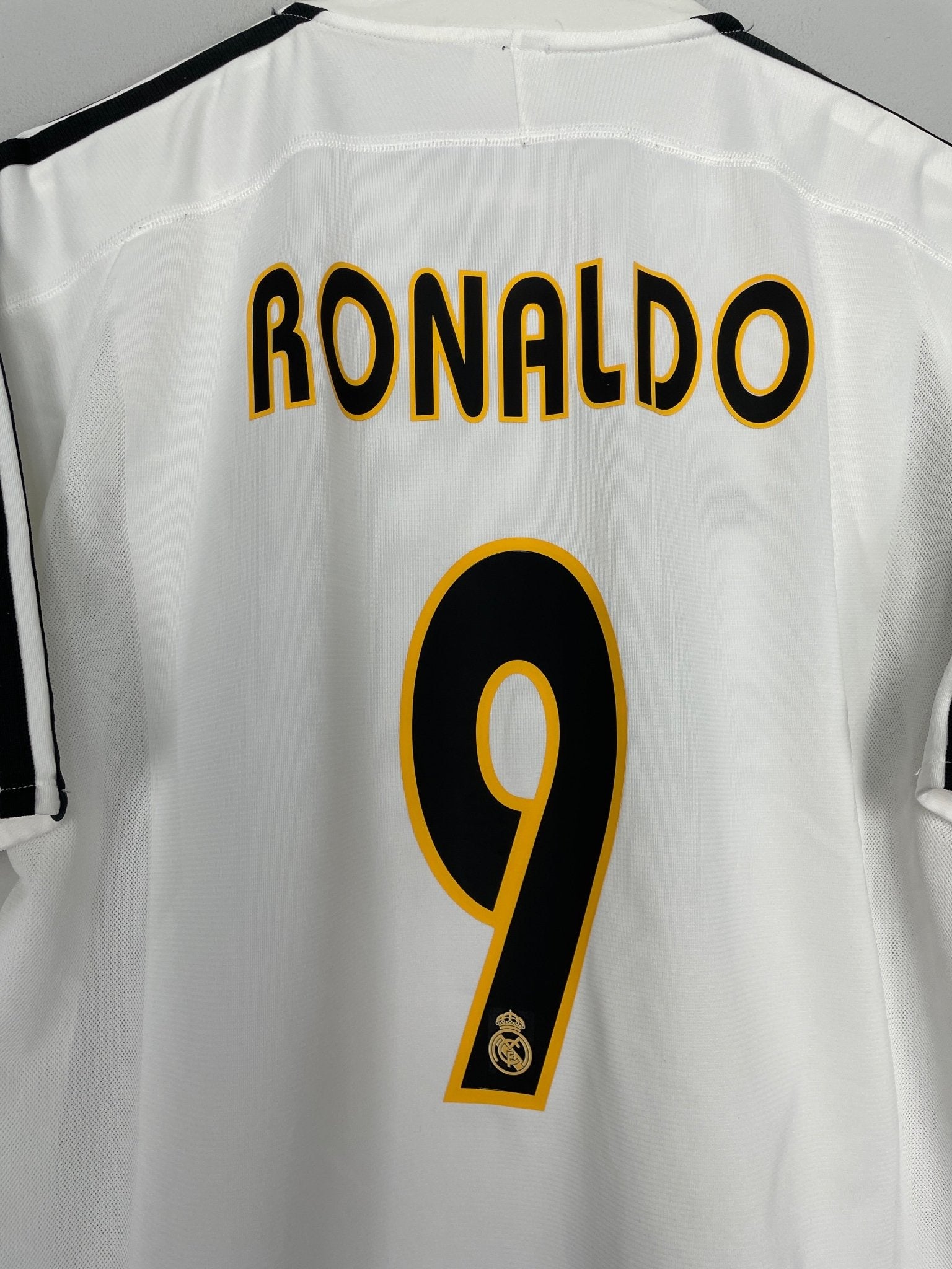 Shop 2003/04 REAL MADRID RONALDO #9 HOME SHIRT (L) ADIDAS, classic football shirts, vintage football shirts & retro soccer jerseys at Cult Kits