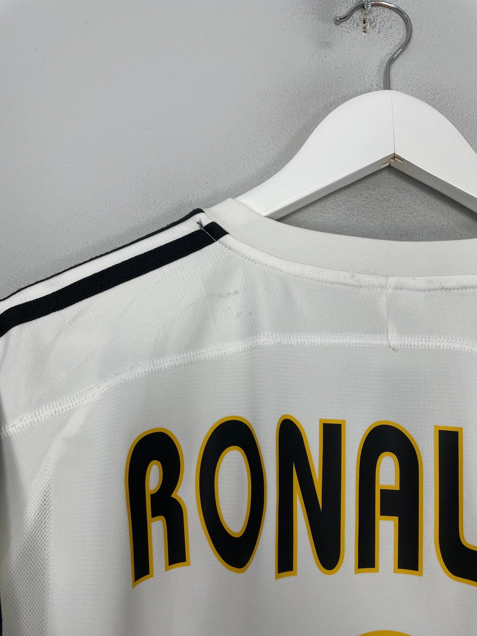 Shop 2003/04 REAL MADRID RONALDO #9 HOME SHIRT (L) ADIDAS, classic football shirts, vintage football shirts & retro soccer jerseys at Cult Kits