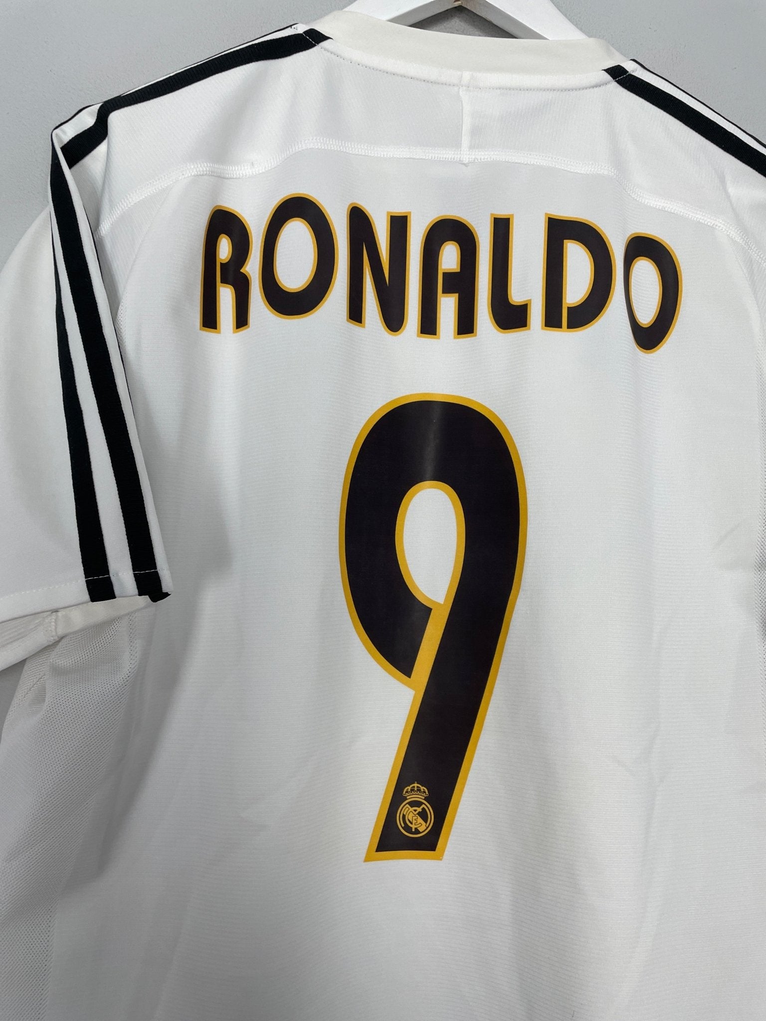 Shop 2003/04 REAL MADRID RONALDO #9 HOME SHIRT (M) ADIDAS, classic football shirts, vintage football shirts & retro soccer jerseys at Cult Kits