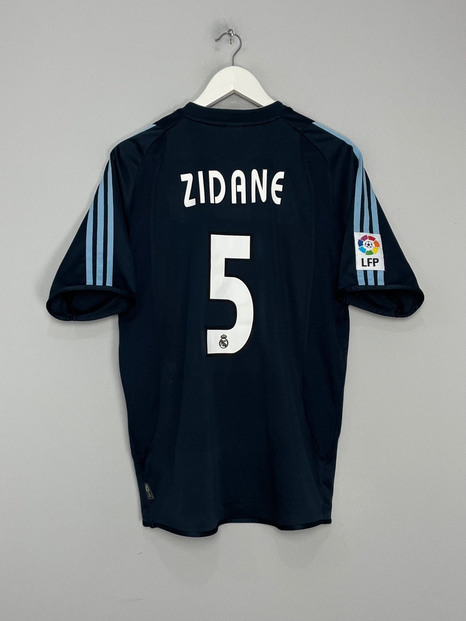Shop 2003/04 REAL MADRID ZIDANE #5 AWAY SHIRT (M) ADIDAS, classic football shirts, vintage football shirts & retro soccer jerseys at Cult Kits