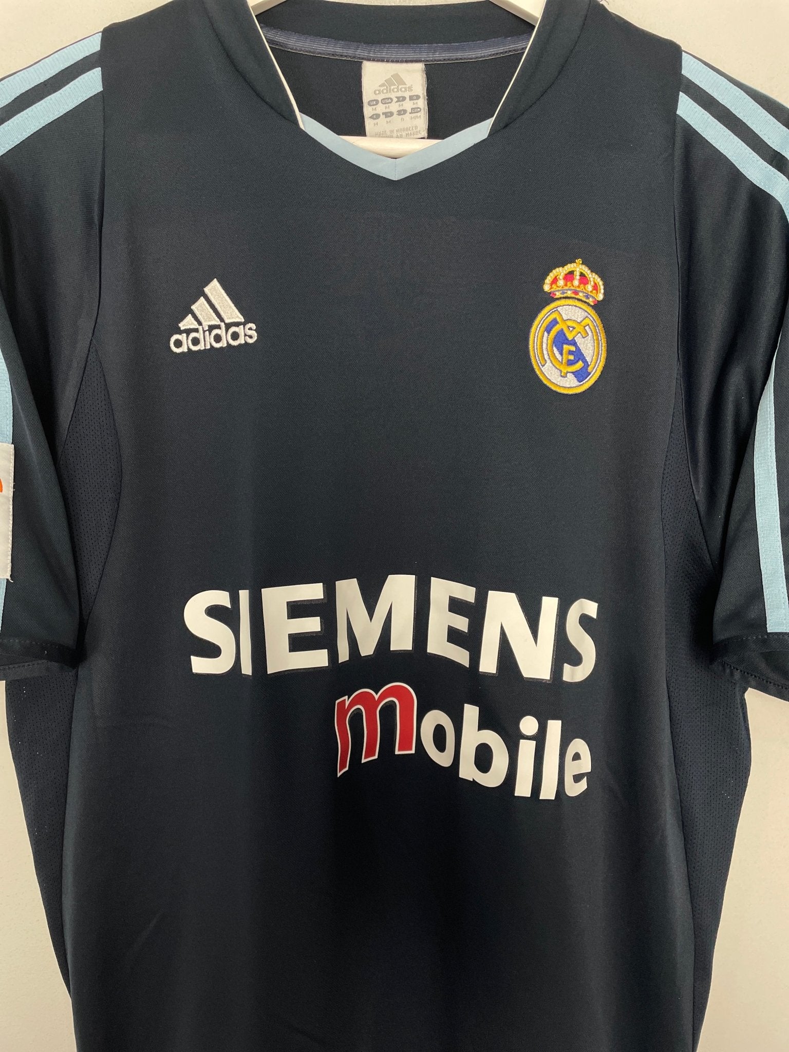 Shop 2003/04 REAL MADRID ZIDANE #5 AWAY SHIRT (M) ADIDAS, classic football shirts, vintage football shirts & retro soccer jerseys at Cult Kits