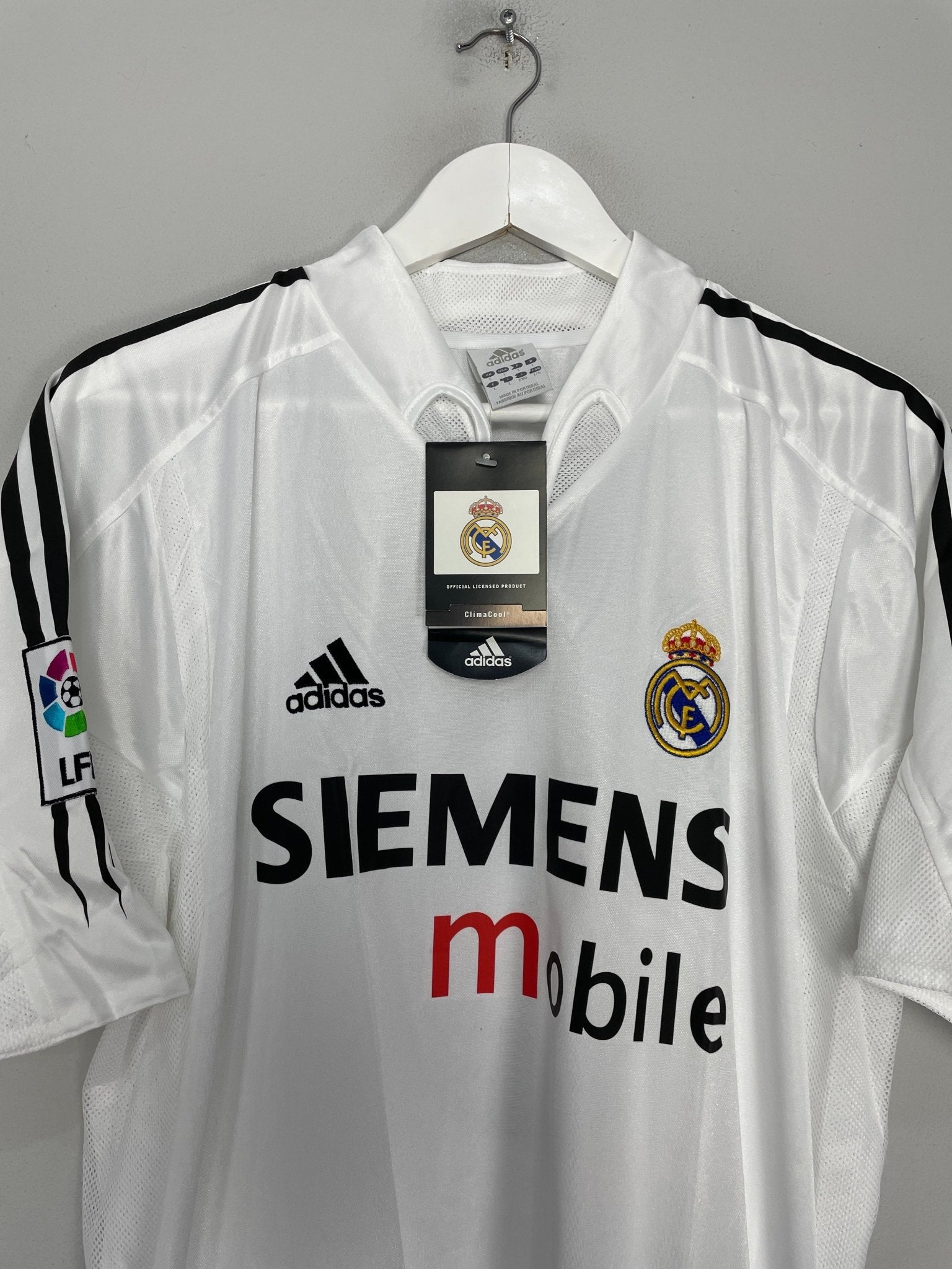 Shop 2003/04 REAL MADRID ZIDANE #5 *BNWT* HOME SHIRT (L) ADIDAS, classic football shirts, vintage football shirts & retro soccer jerseys at Cult Kits