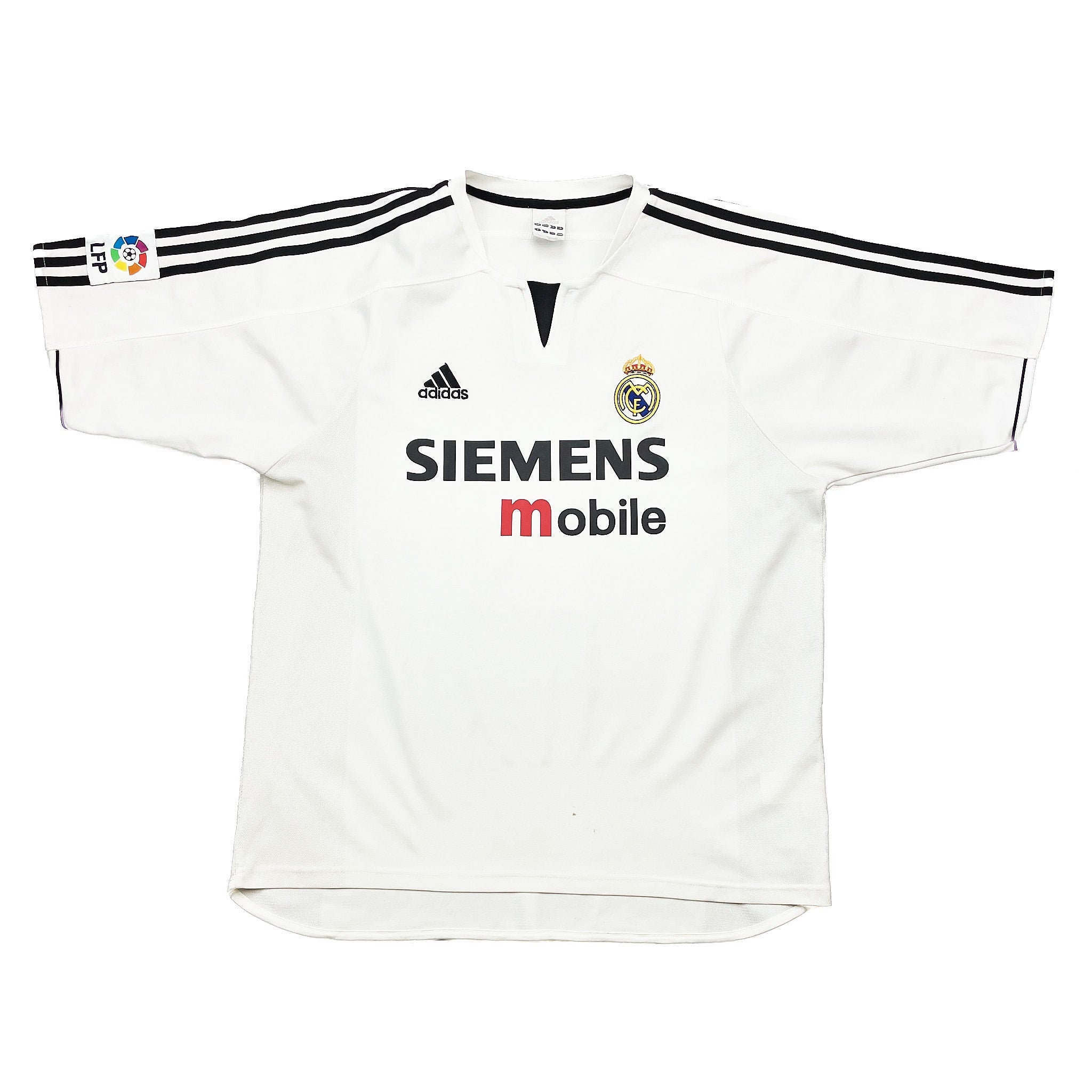Buy 2003/04 Real Madrid Zidane 5 Home Shirt (L) Adidas ~ Free worldwide shipping ~ Authentic Vintage Football Shirts from Cult Kits