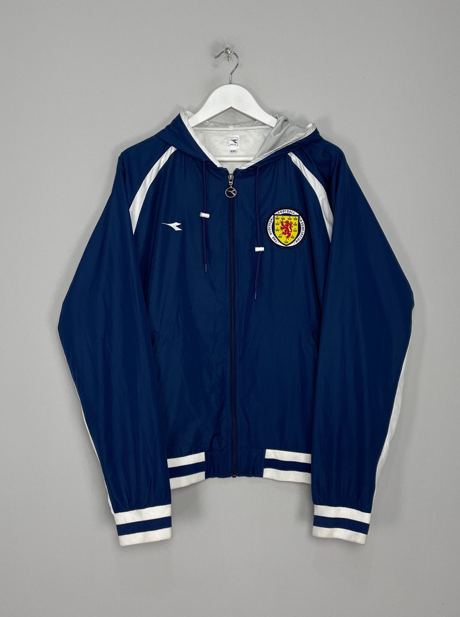 Shop 2003/04 SCOTLAND TRACK JACKET (XXL) DIADORA, classic football shirts, vintage football shirts & retro soccer jerseys at Cult Kits