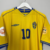 Shop 2003/04 SWEDEN IBRAHIMOVIC #10 HOME SHIRT (L) UMBRO, classic football shirts, vintage football shirts & retro soccer jerseys at Cult Kits