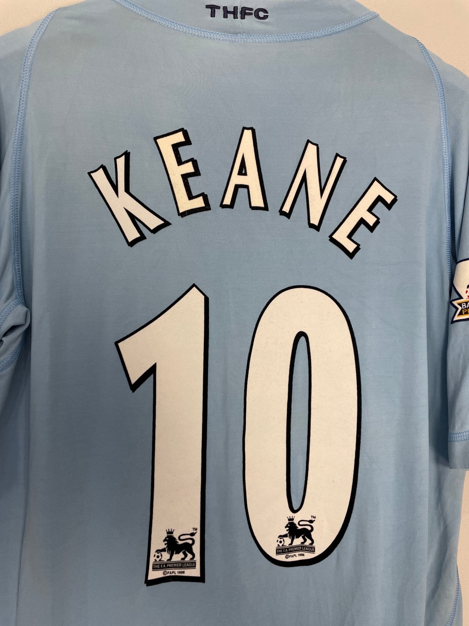 Shop 2003/04 TOTTENHAM KEANE #10 AWAY SHIRT (L) KAPPA, classic football shirts, vintage football shirts & retro soccer jerseys at Cult Kits