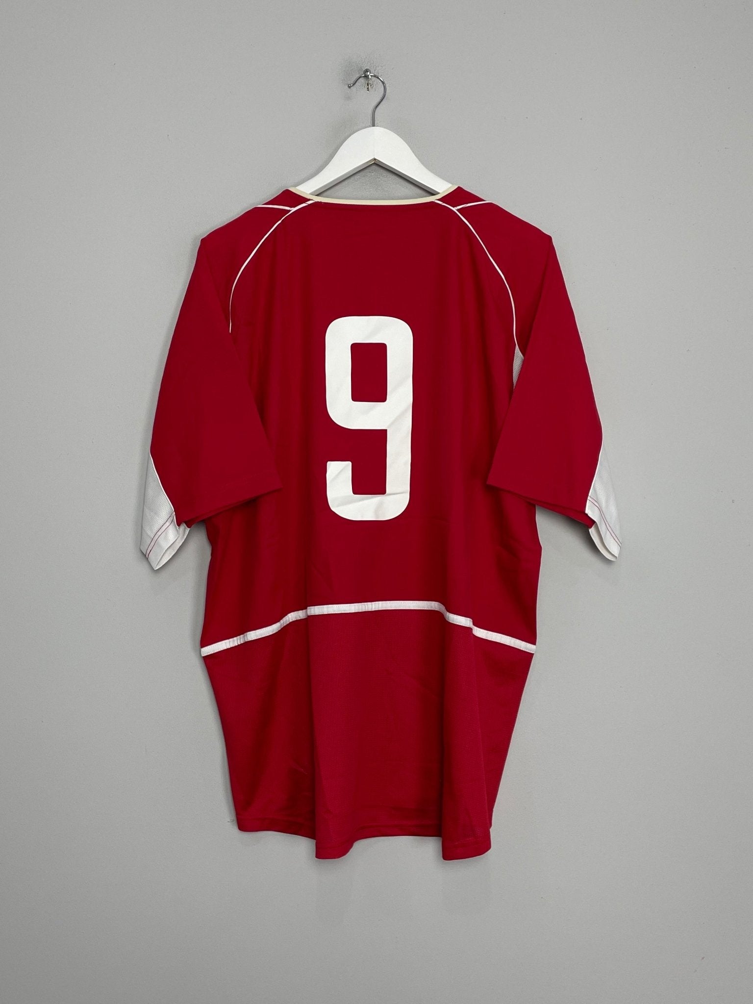 Shop 2003/04 TURKEY #9 HOME SHIRT (XXL) NIKE, classic football shirts, vintage football shirts & retro soccer jerseys at Cult Kits