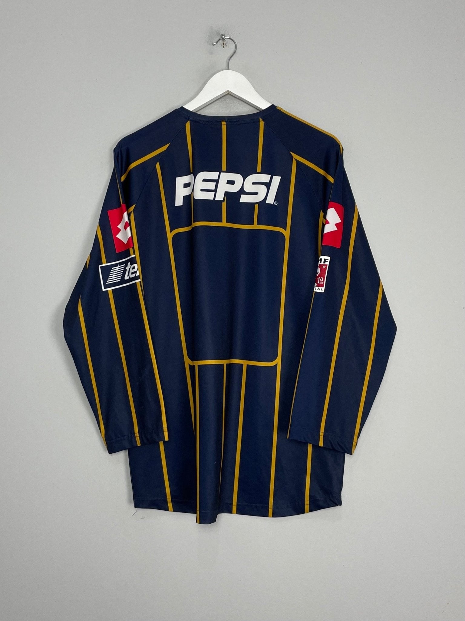Shop 2003/04 UNAM PUMAS GK SHIRT (XL) LOTTO, classic football shirts, vintage football shirts & retro soccer jerseys at Cult Kits