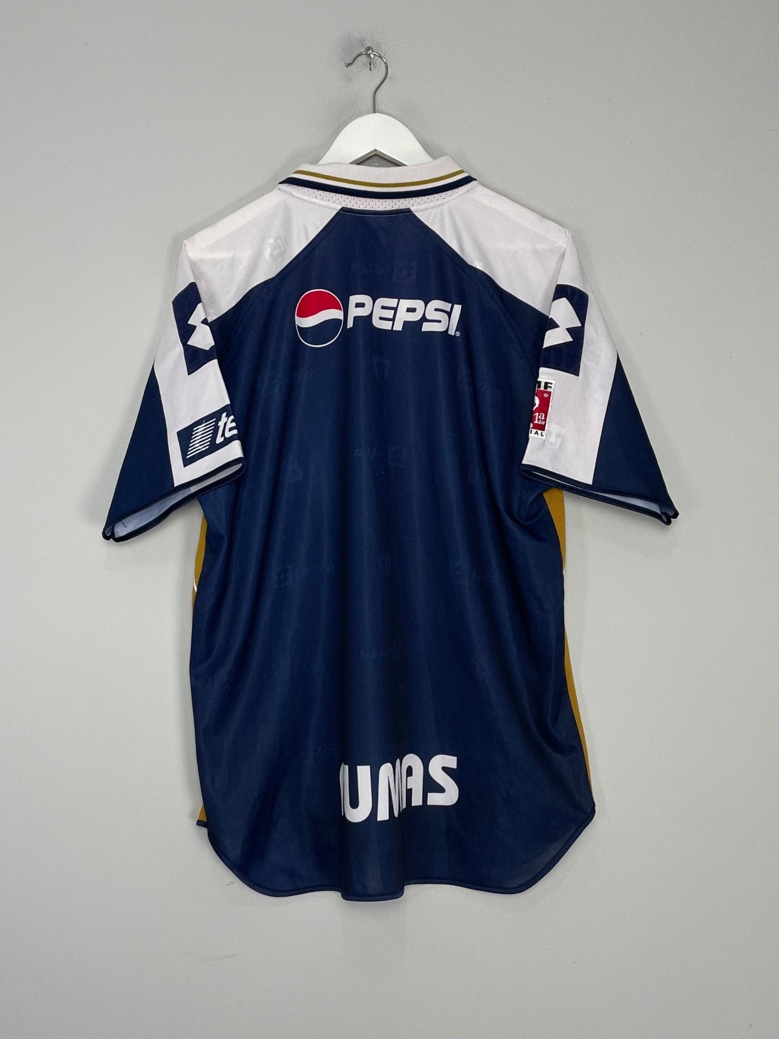 Shop 2003/04 UNAM PUMAS HOME SHIRT (L) LOTTO, classic football shirts, vintage football shirts & retro soccer jerseys at Cult Kits
