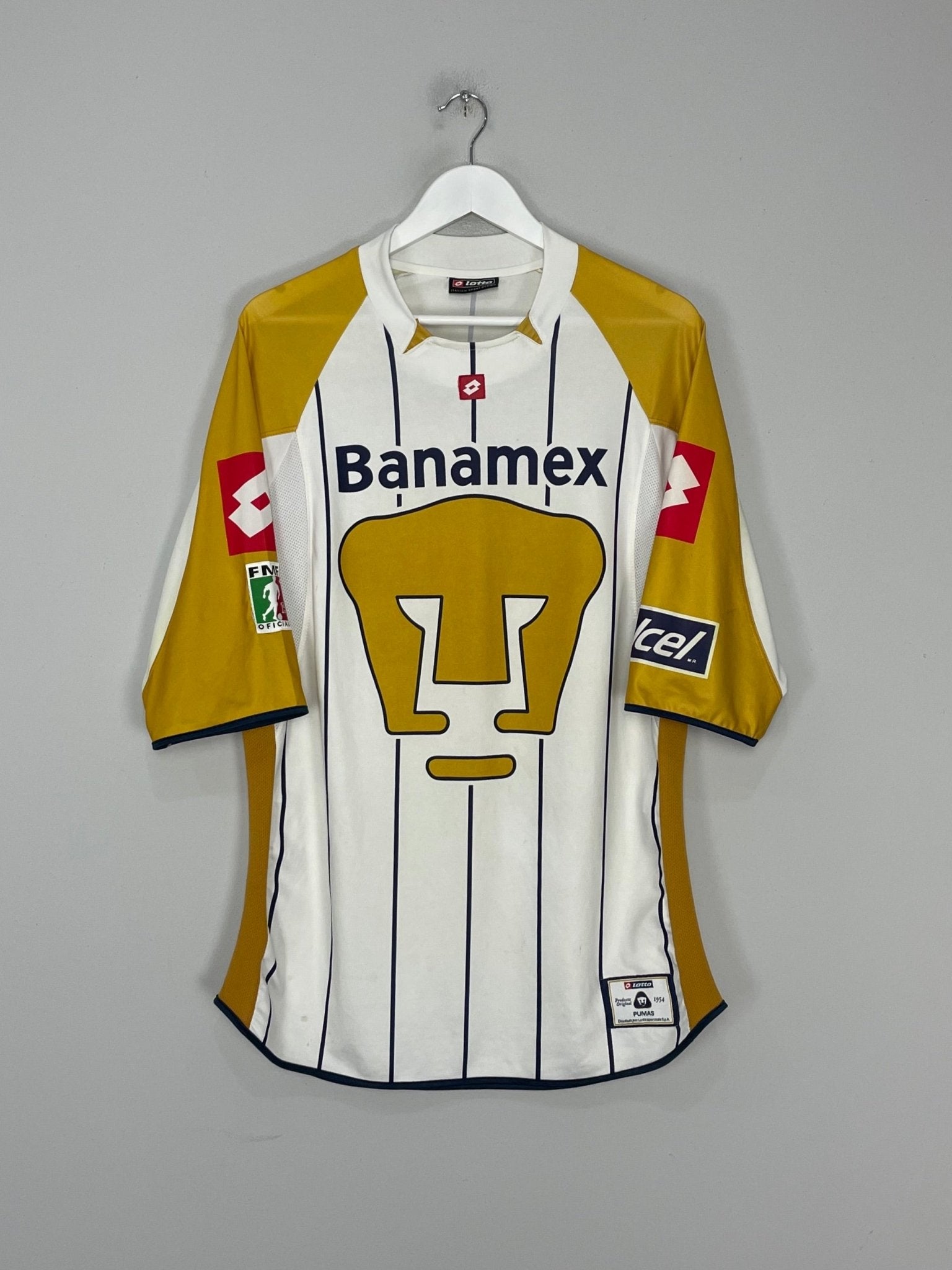 Shop 2003/04 UNAM PUMAS HOME SHIRT (L) LOTTO, classic football shirts, vintage football shirts & retro soccer jerseys at Cult Kits