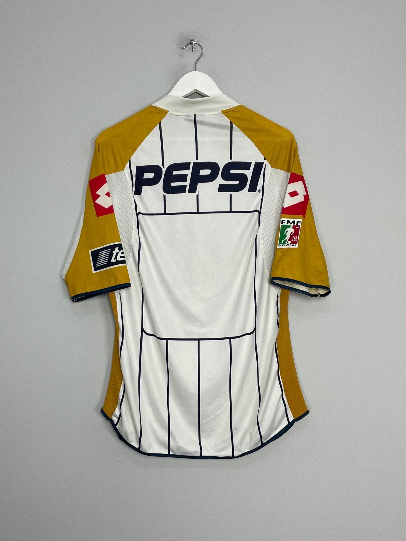 Shop 2003/04 UNAM PUMAS HOME SHIRT (M) LOTTO, classic football shirts, vintage football shirts & retro soccer jerseys at Cult Kits