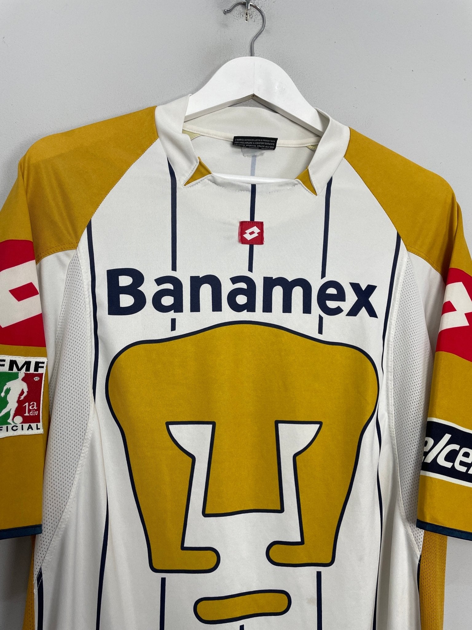 Shop 2003/04 UNAM PUMAS HOME SHIRT (M) LOTTO, classic football shirts, vintage football shirts & retro soccer jerseys at Cult Kits