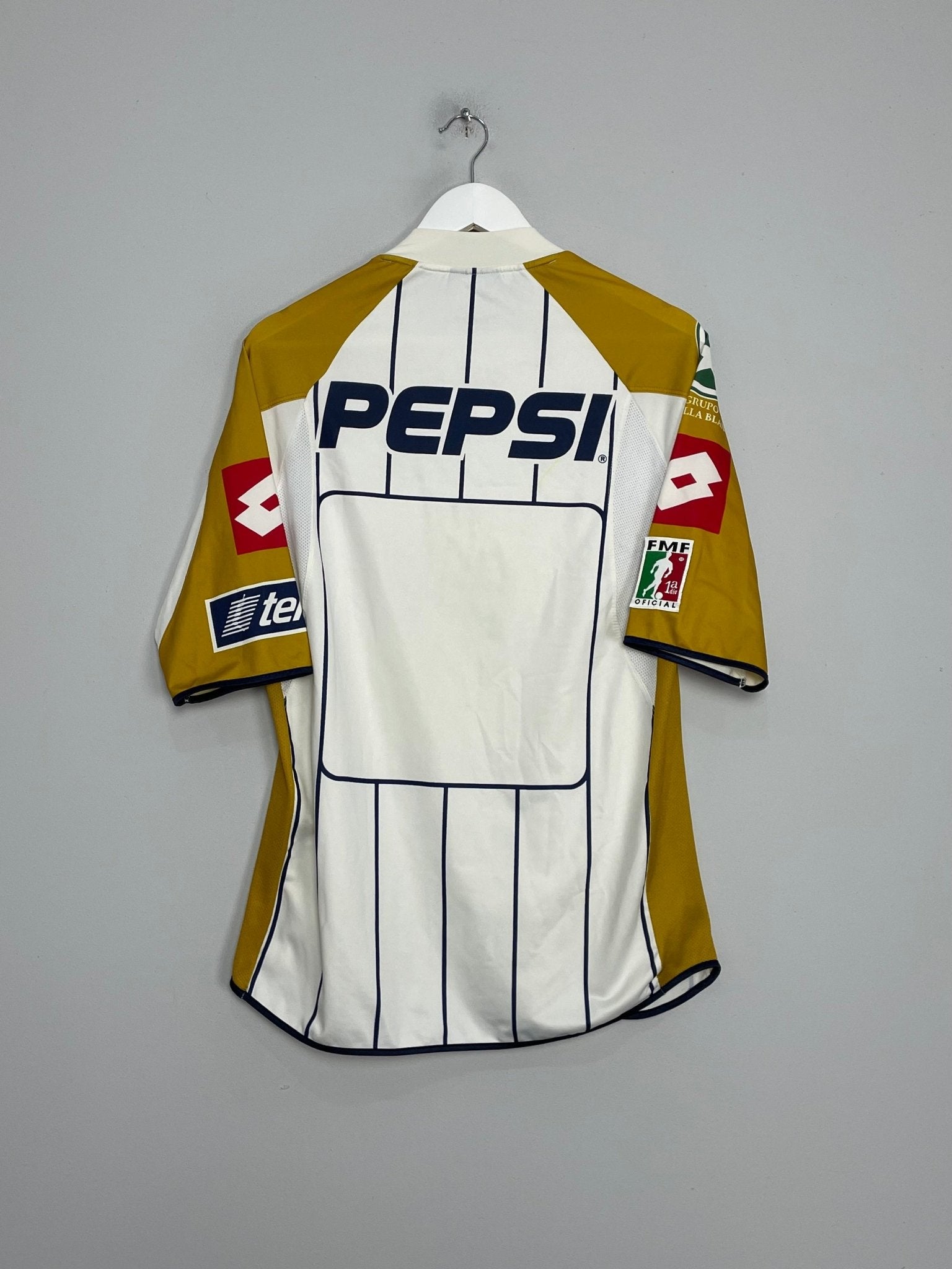 Shop 2003/04 UNAM PUMAS HOME SHIRT (S) LOTTO, classic football shirts, vintage football shirts & retro soccer jerseys at Cult Kits