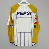 Shop 2003/04 UNAM PUMAS *SIGNED* L/S HOME SHIRT (M) LOTTO, classic football shirts, vintage football shirts & retro soccer jerseys at Cult Kits