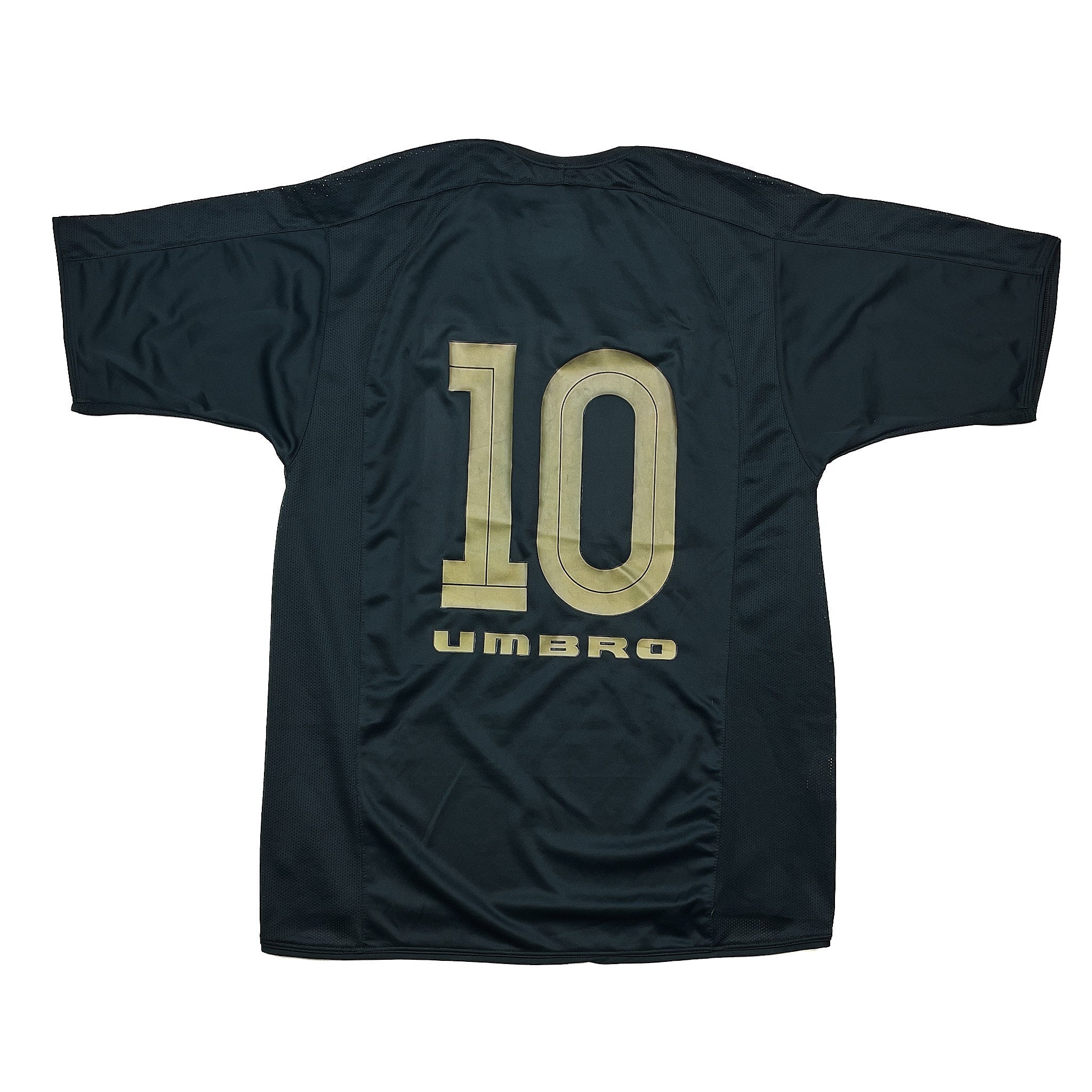 Buy 2003/04 Vasco Da Gama 10 Third Shirt (S) Umbro ~ Free worldwide shipping available ~ Authentic Vintage Football Shirts from Cult Kits