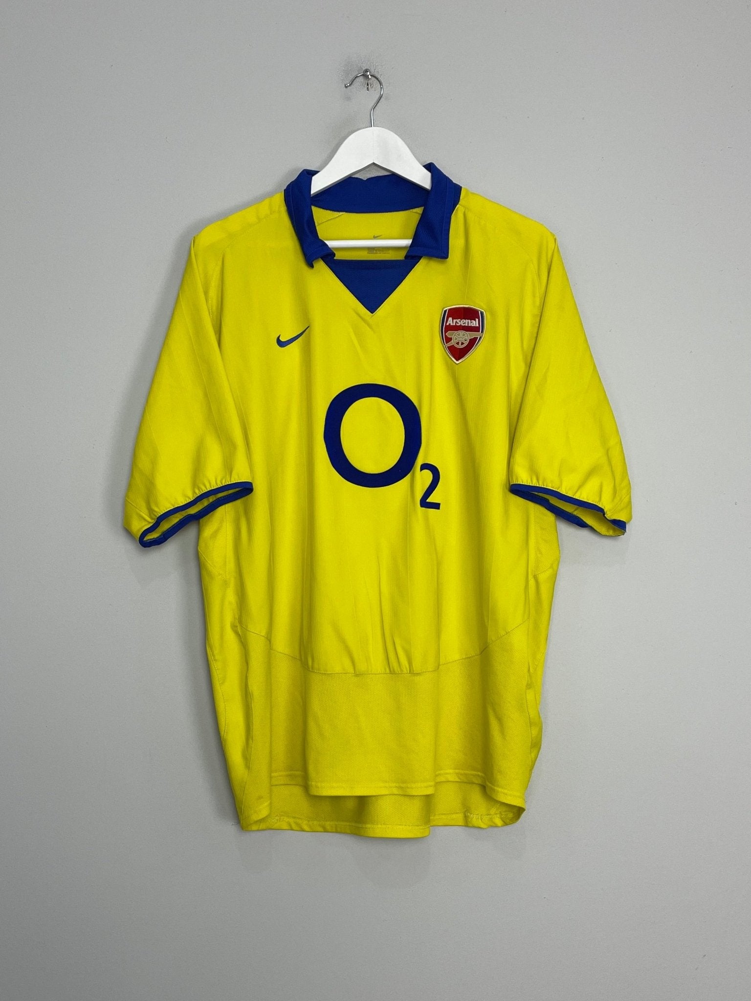 Shop 2003/05 ARSENAL BERGKAMP #10 AWAY SHIRT (XL) NIKE, classic football shirts, vintage football shirts & retro soccer jerseys at Cult Kits