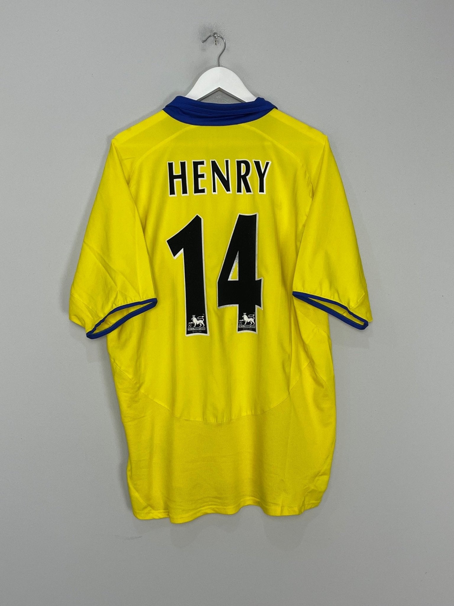 Shop 2003/05 ARSENAL HENRY #14 AWAY SHIRT (XL) NIKE, classic football shirts, vintage football shirts & retro soccer jerseys at Cult Kits