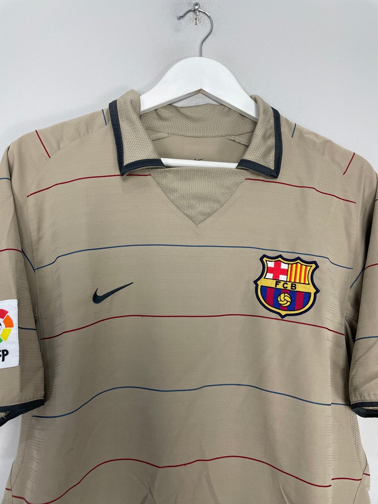 Shop 2003/05 BARCELONA SAVIOLA #7 AWAY SHIRT (M) NIKE, classic football shirts, vintage football shirts & retro soccer jerseys at Cult Kits
