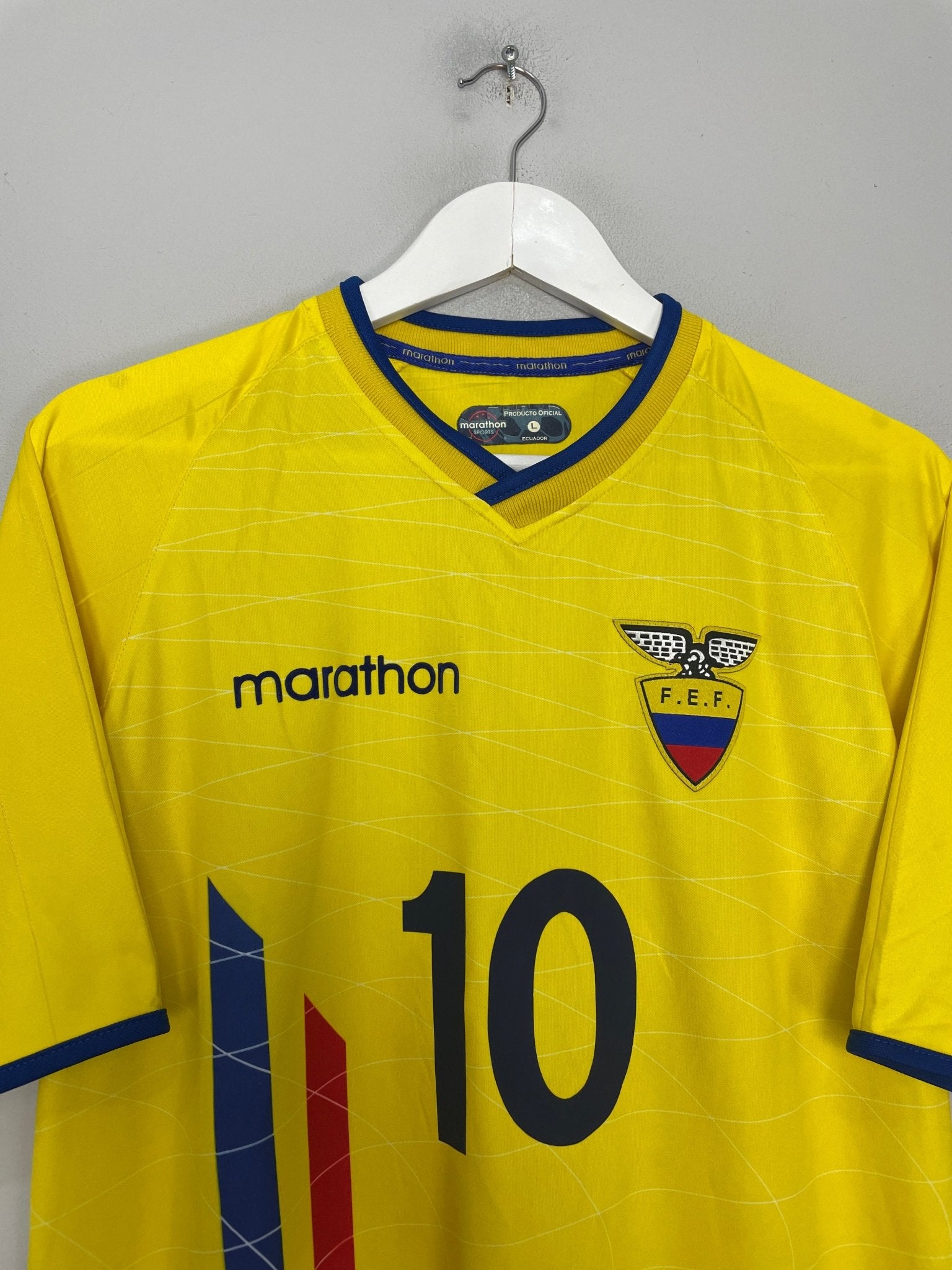 Shop 2003/05 ECUADOR AGUINAGA #10 HOME SHIRT (L) MARATHON, classic football shirts, vintage football shirts & retro soccer jerseys at Cult Kits