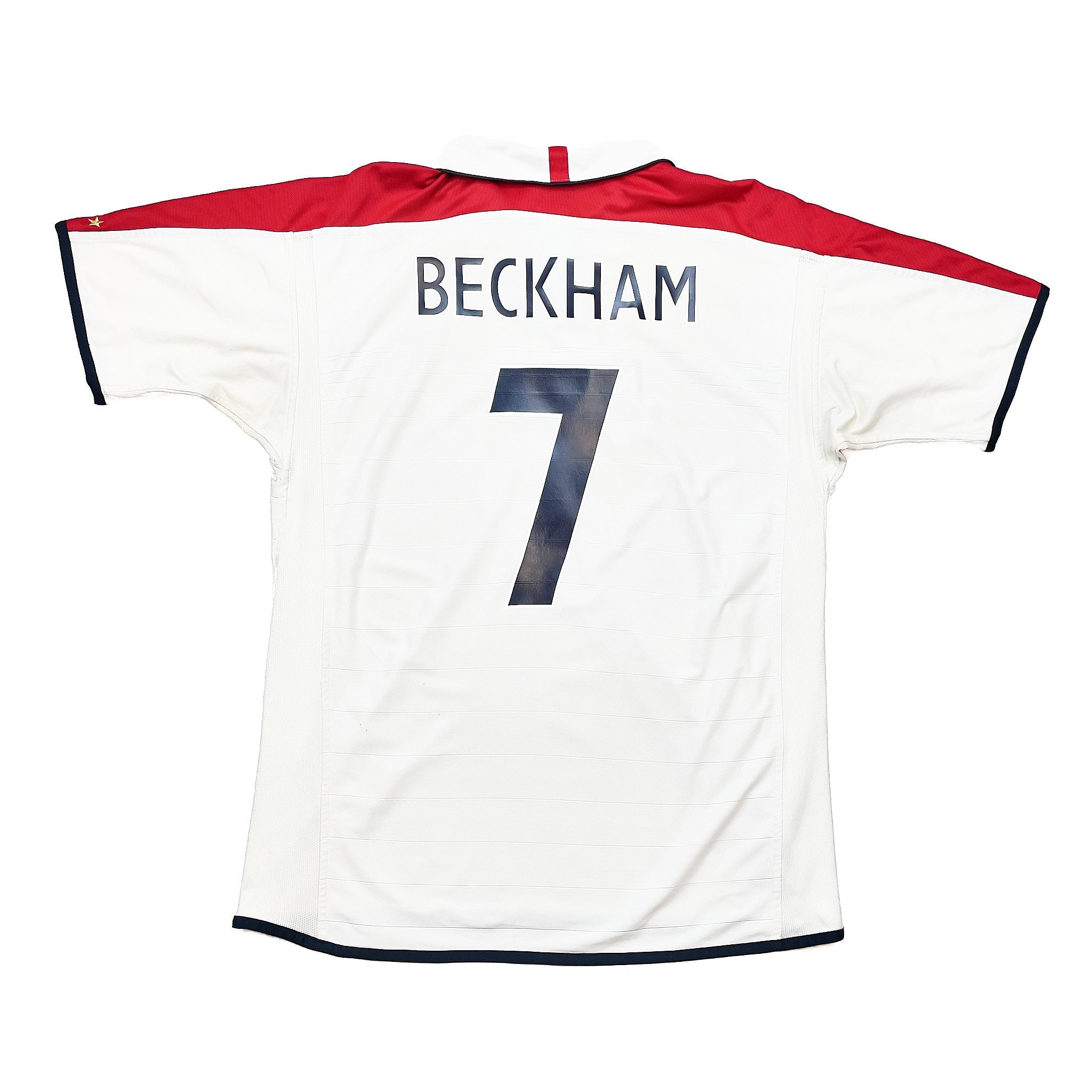 Buy 2003/05 England Beckham 7 Home Shirt (XL) Umbro ~ Free worldwide shipping ~ Authentic Vintage Football Shirts from Cult Kits