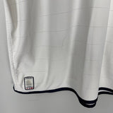 Shop 2003/05 ENGLAND BECKHAM #7 HOME SHIRT (XXL) UMBRO, classic football shirts, vintage football shirts & retro soccer jerseys at Cult Kits
