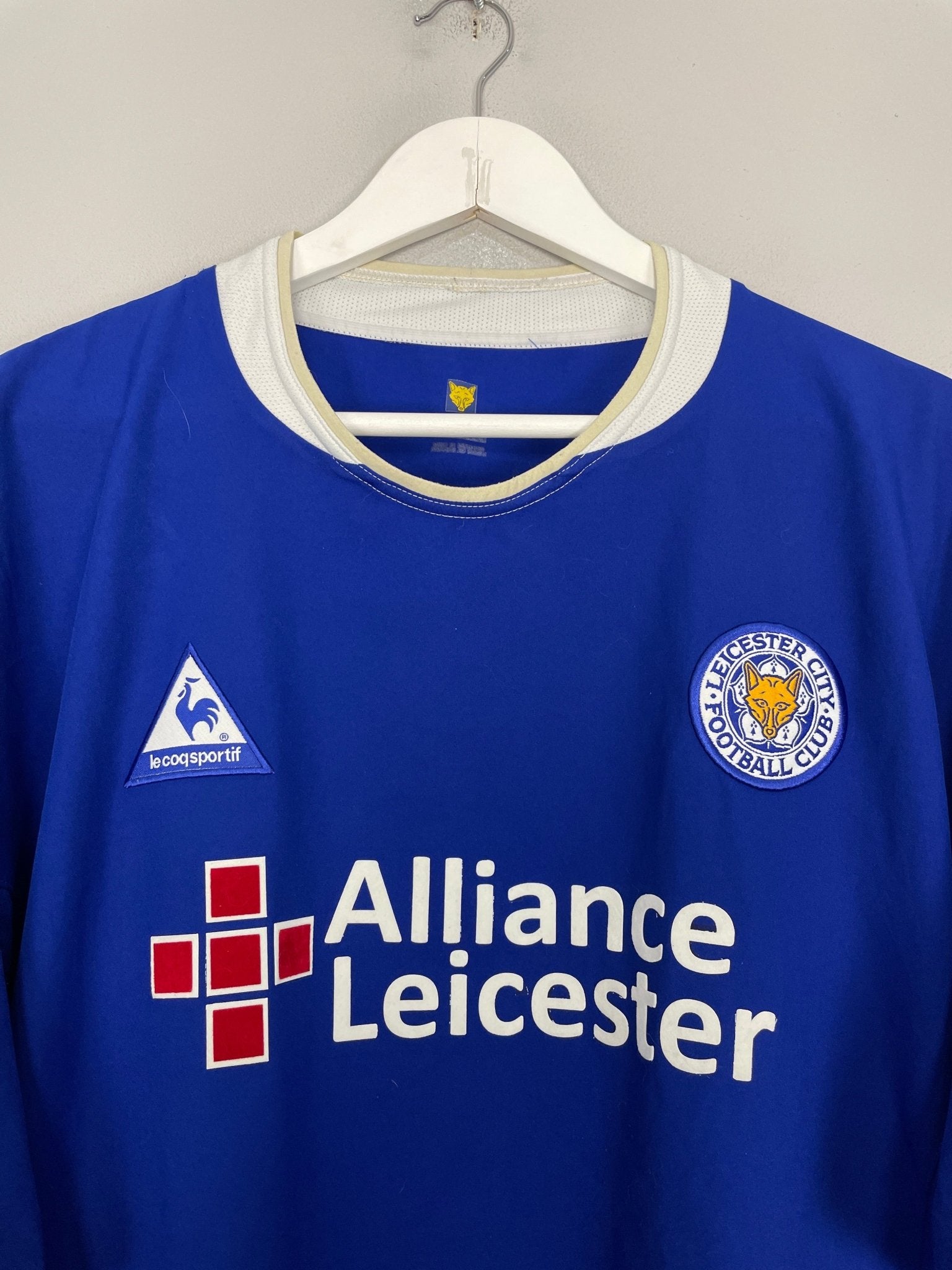 Shop 2003/05 LEICESTER CITY HOME SHIRT (XXL) LE COQ, classic football shirts, vintage football shirts & retro soccer jerseys at Cult Kits
