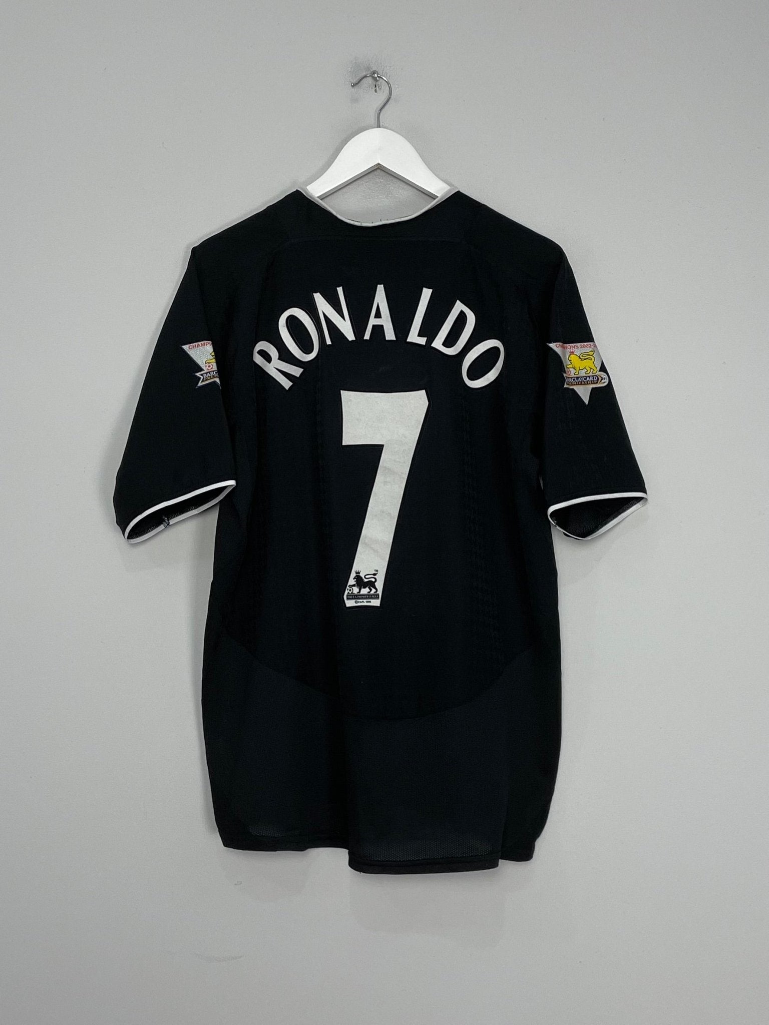 Shop 2003/05 MANCHESTER UNITED RONALDO #7 AWAY SHIRT (L) NIKE, classic football shirts, vintage football shirts & retro soccer jerseys at Cult Kits
