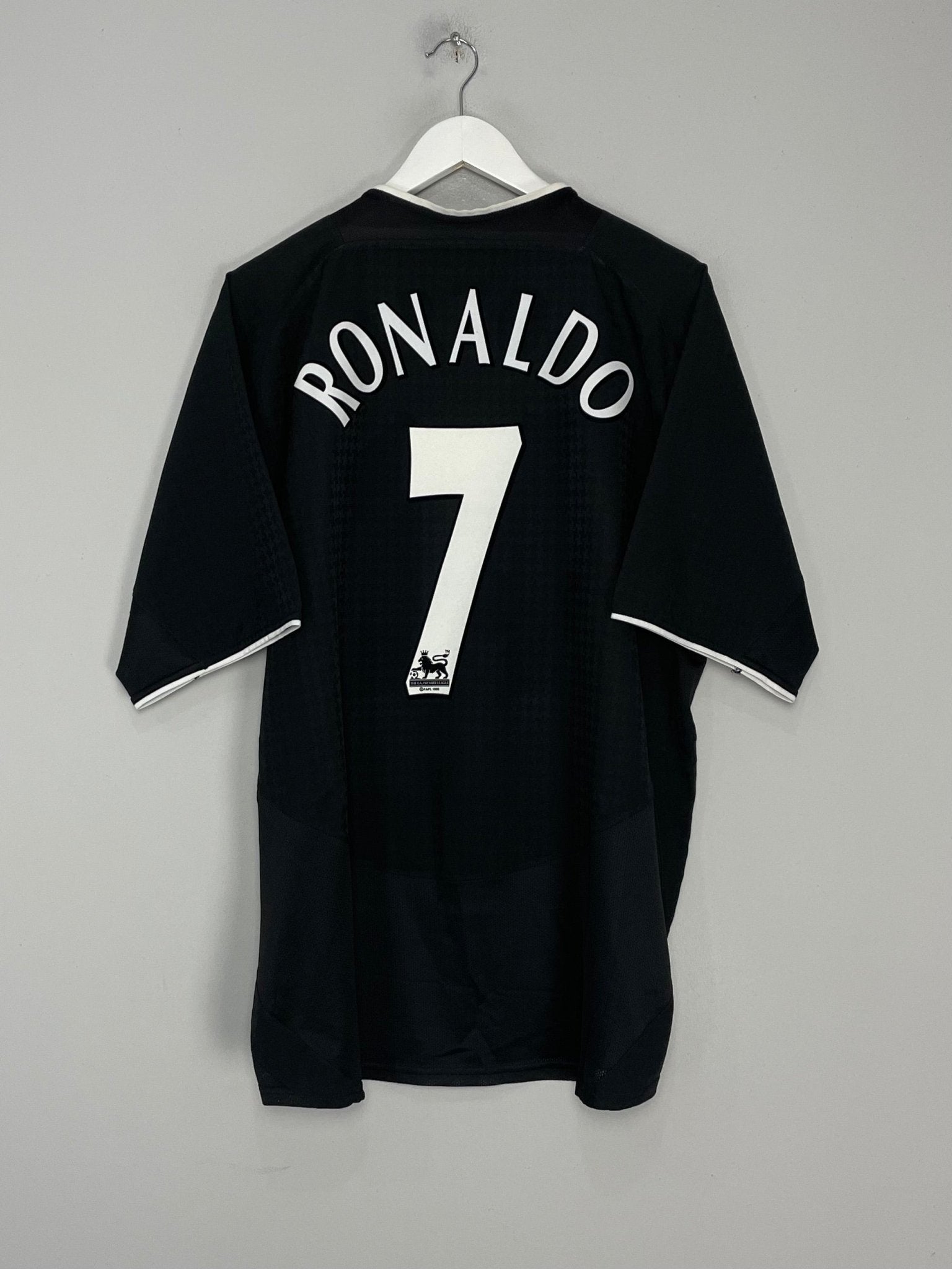 Shop 2003/05 MANCHESTER UNITED RONALDO #7 AWAY SHIRT (XL) NIKE, classic football shirts, vintage football shirts & retro soccer jerseys at Cult Kits