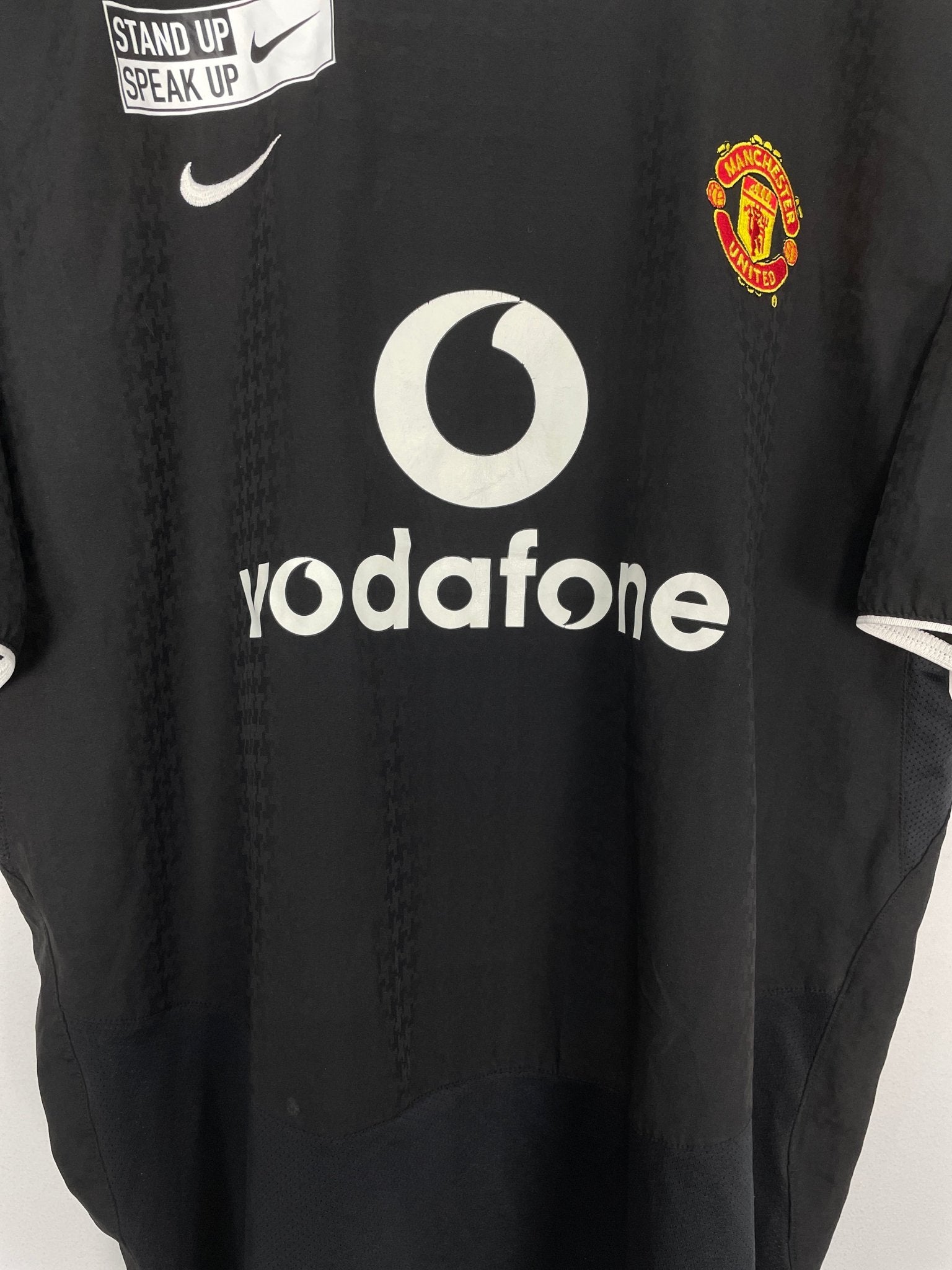 Shop 2003/05 MANCHESTER UNITED RONALDO #7 *STAND UP TO RACISM* AWAY SHIRT (M) NIKE, classic football shirts, vintage football shirts & retro soccer jerseys at Cult Kits