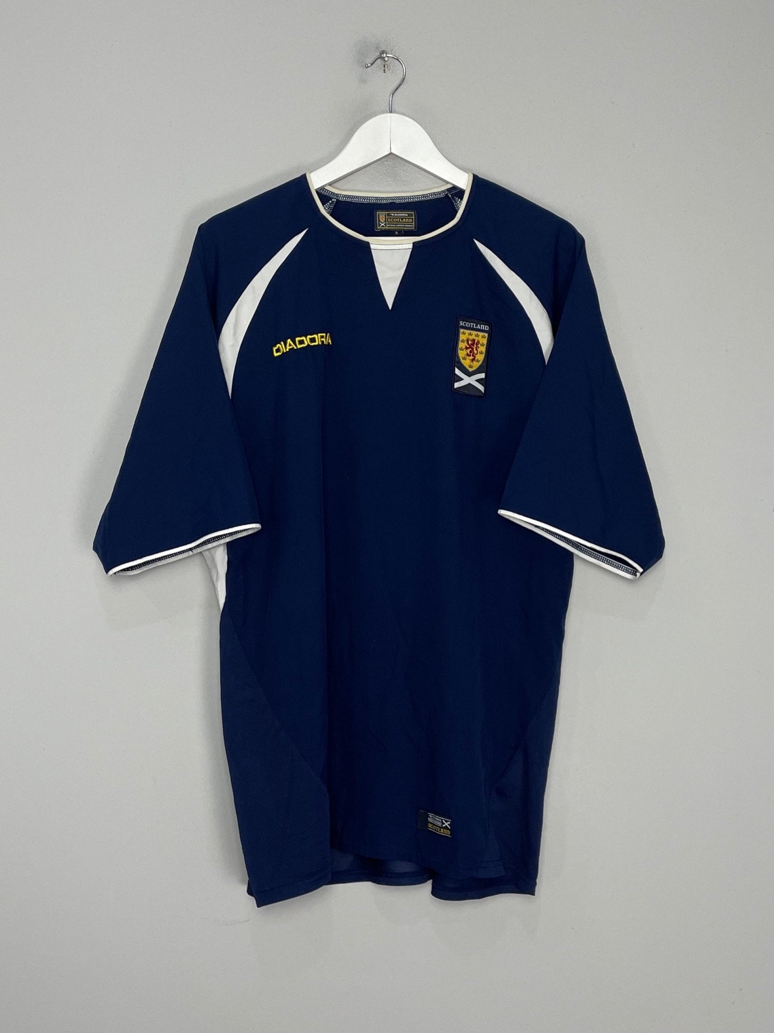 Shop 2003/05 SCOTLAND HOME SHIRT (XL) DIADORA, classic football shirts, vintage football shirts & retro soccer jerseys at Cult Kits