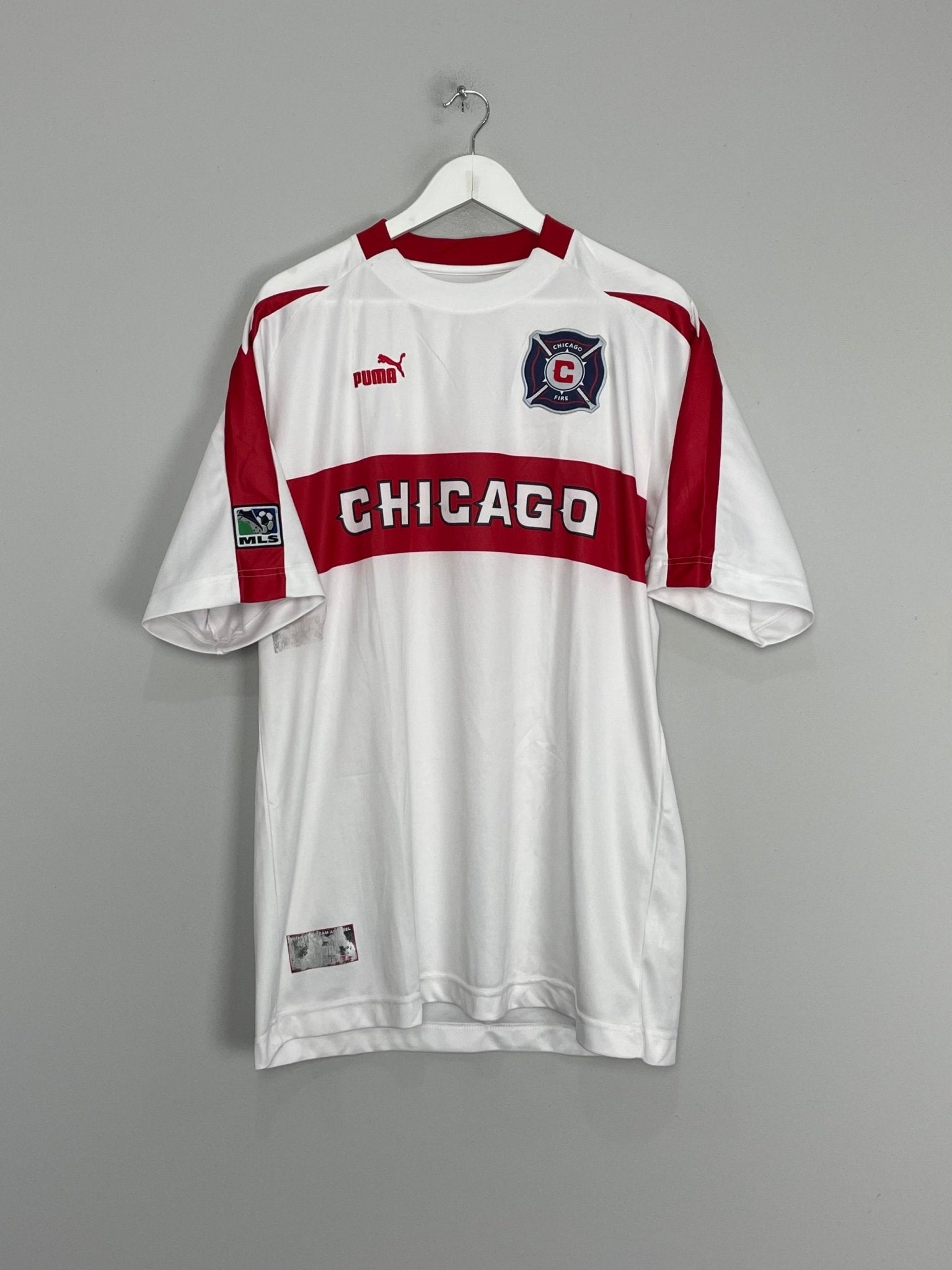 Shop 2004 CHICAGO FIRE AWAY SHIRT (XL) PUMA, classic football shirts, vintage football shirts & retro soccer jerseys at Cult Kits