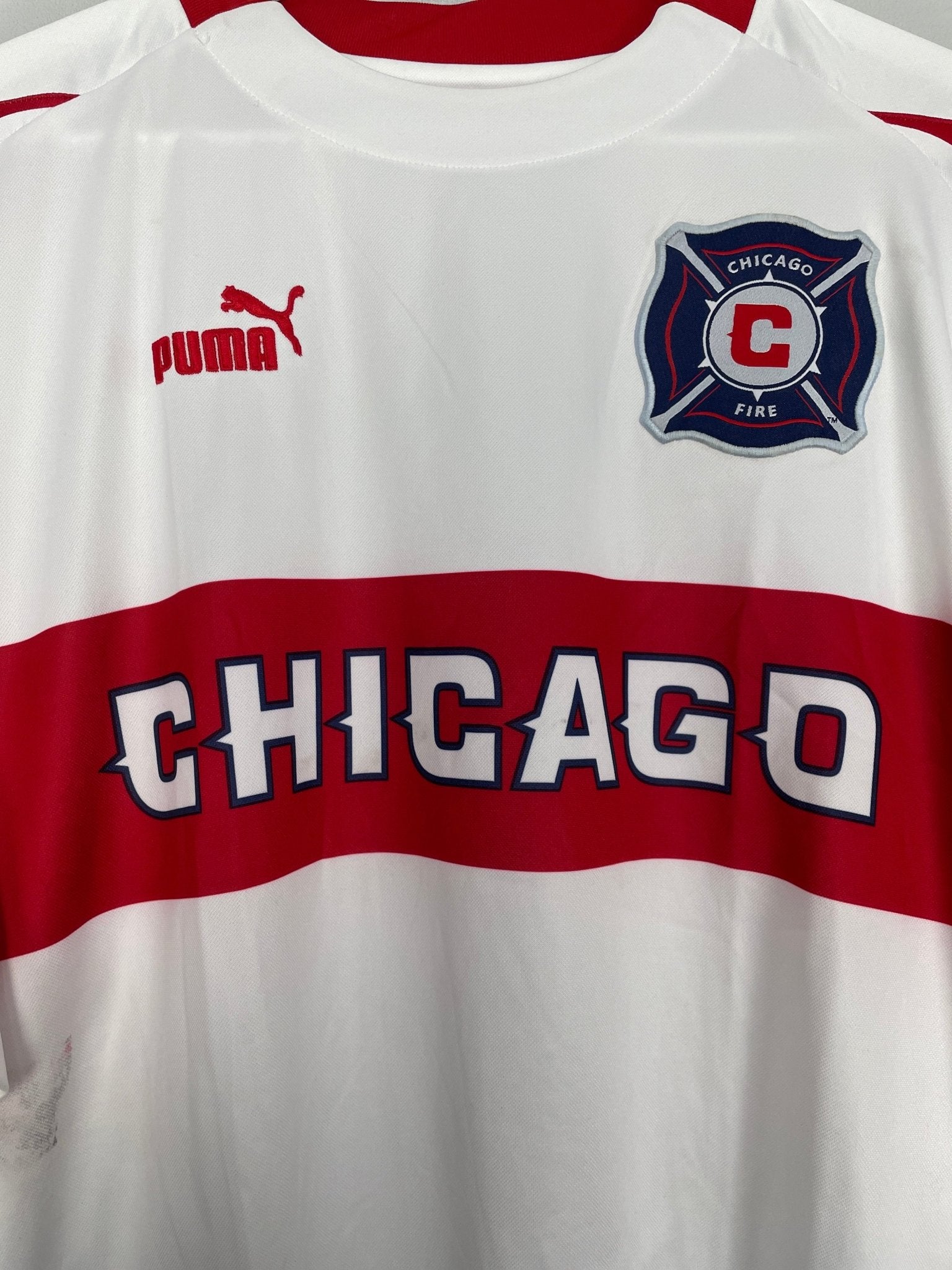 Shop 2004 CHICAGO FIRE AWAY SHIRT (XL) PUMA, classic football shirts, vintage football shirts & retro soccer jerseys at Cult Kits