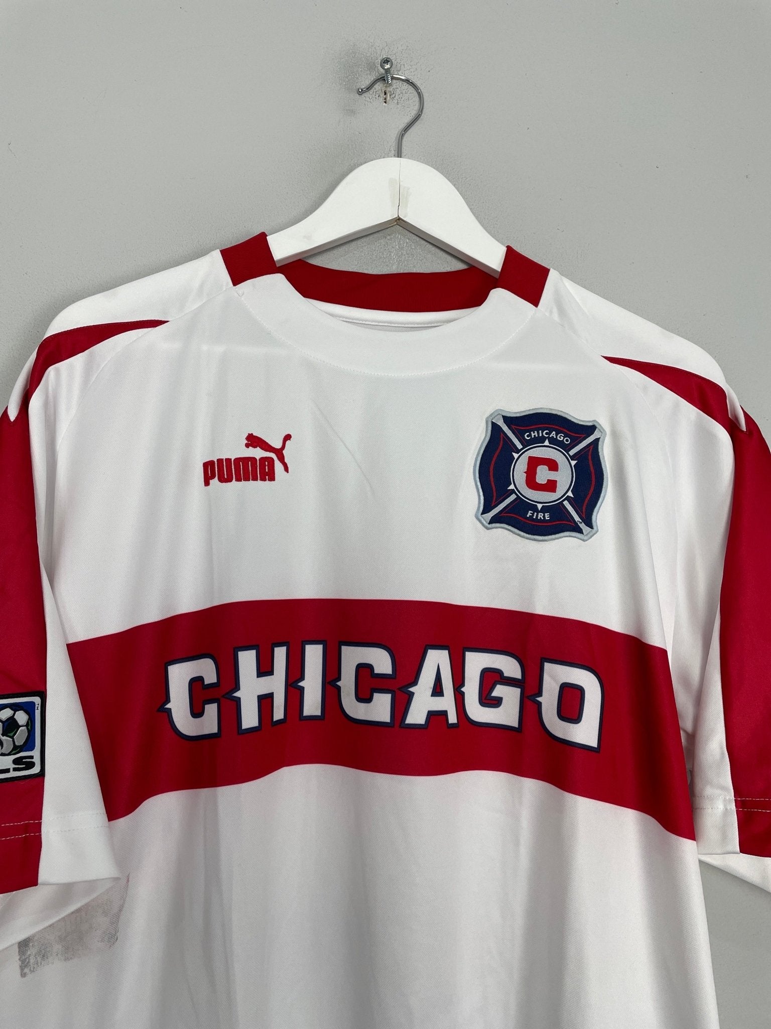 Shop 2004 CHICAGO FIRE AWAY SHIRT (XL) PUMA, classic football shirts, vintage football shirts & retro soccer jerseys at Cult Kits