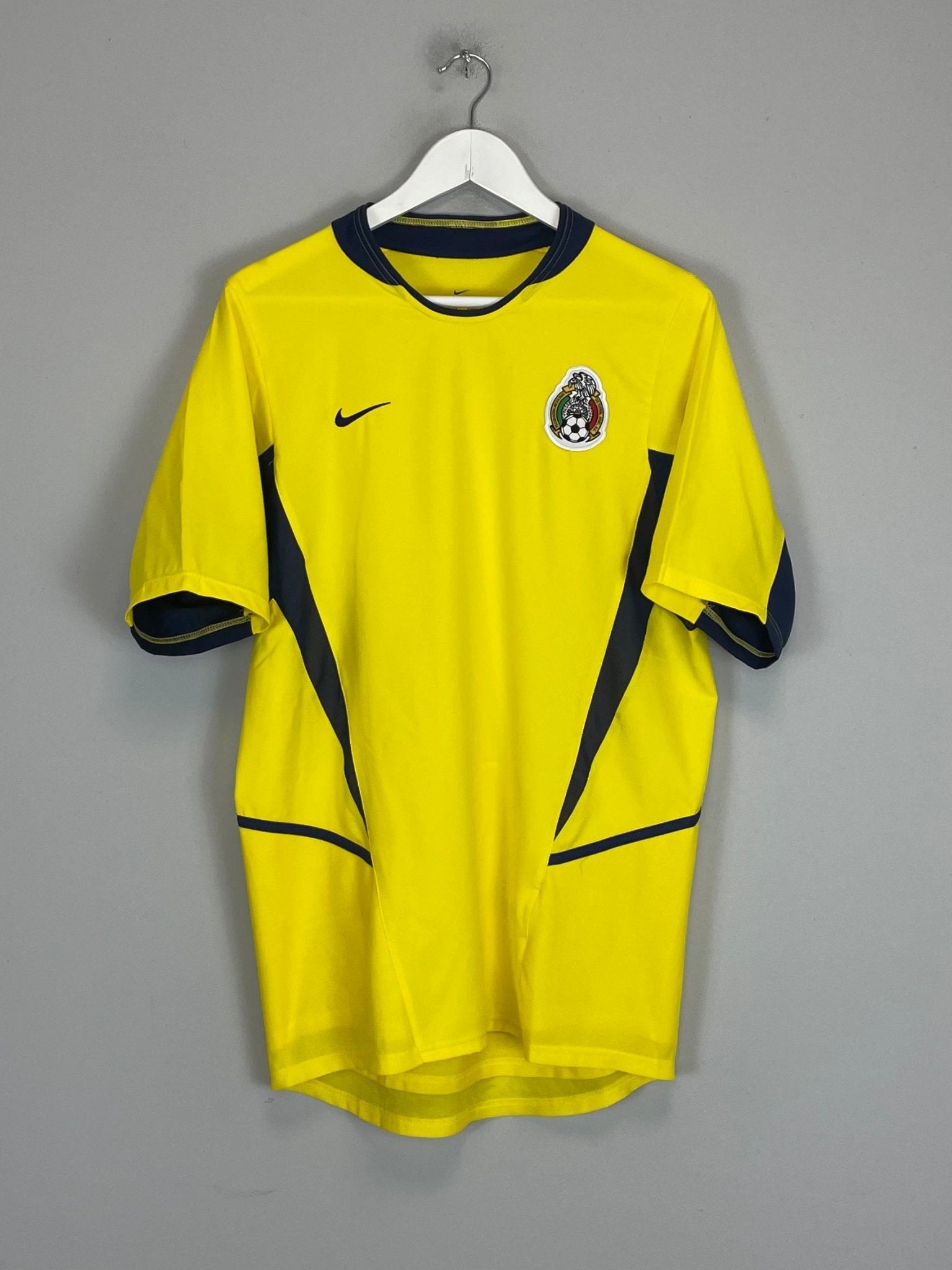Shop 2004 MEXICO GK SHIRT (S) NIKE, classic football shirts, vintage football shirts & retro soccer jerseys at Cult Kits