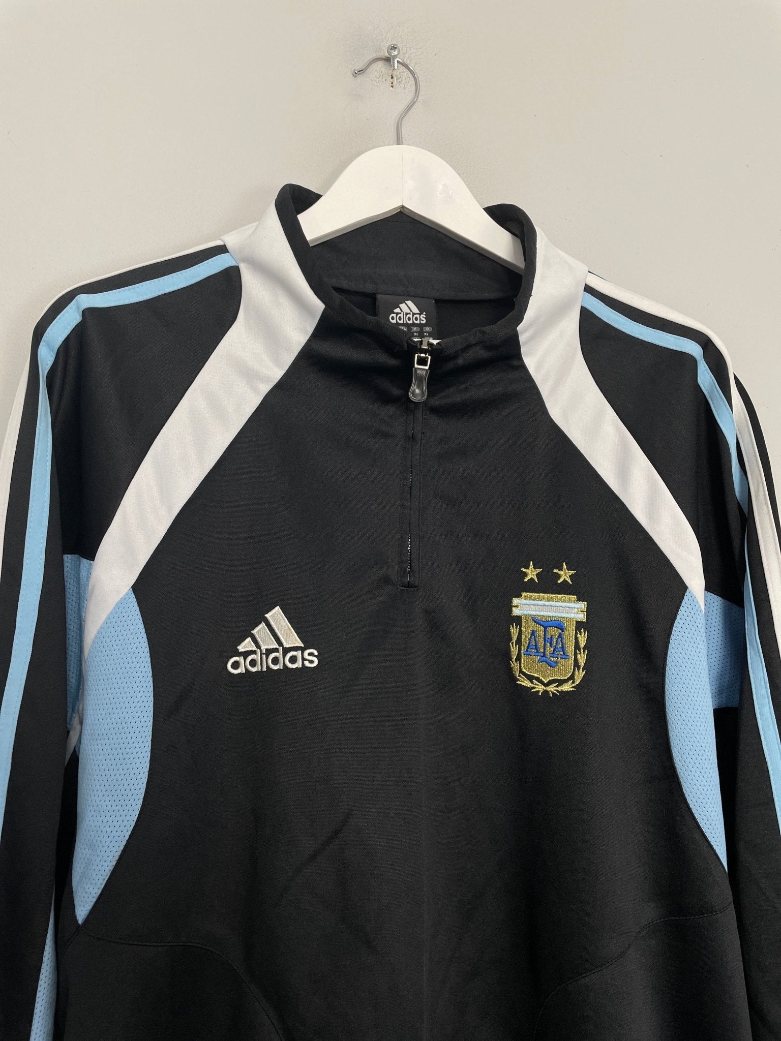 Shop 2004/05 ARGENTINA 1/4 ZIP JACKET (XL) ADIDAS, classic football shirts, vintage football shirts & retro soccer jerseys at Cult Kits