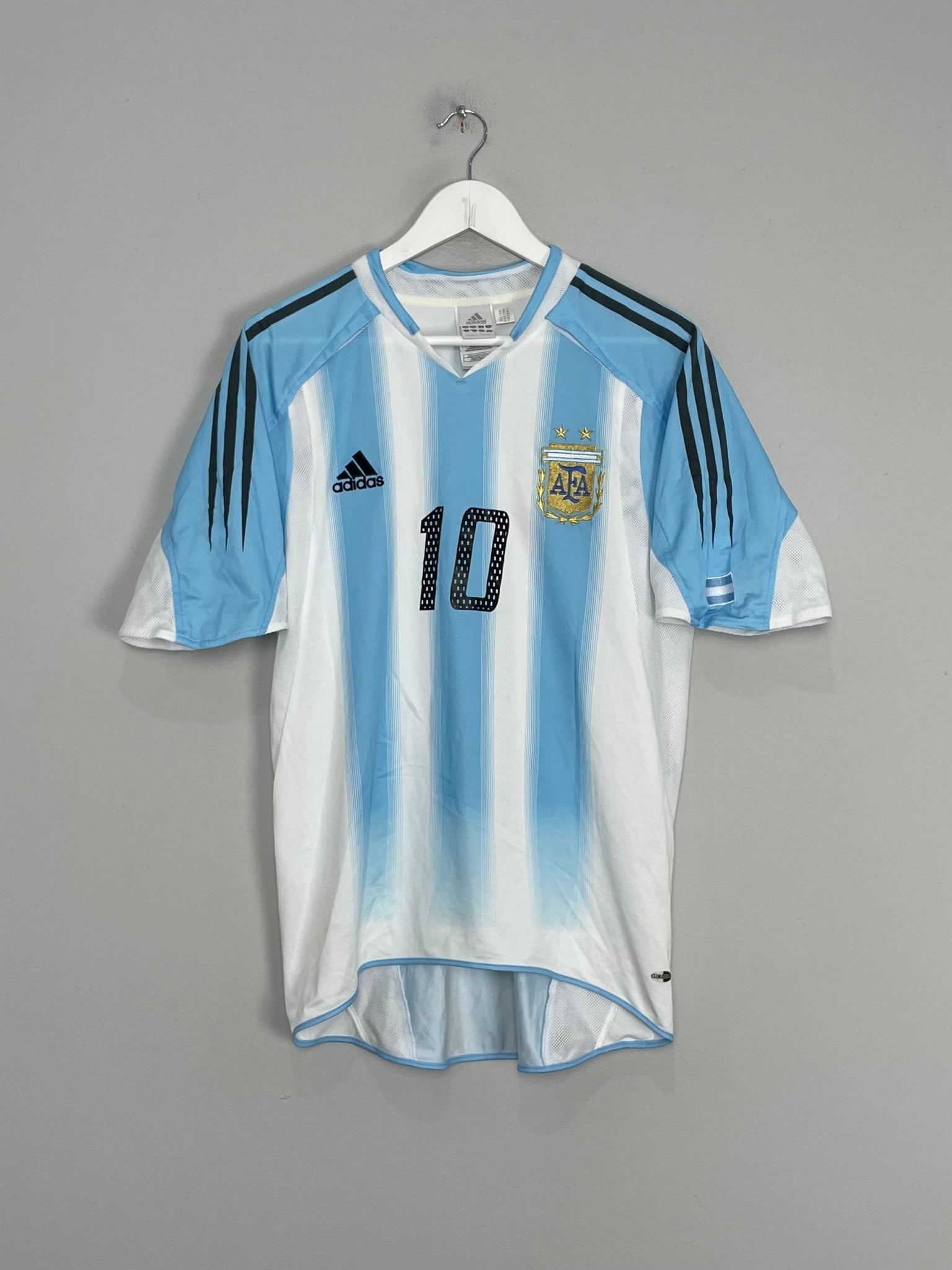 Shop 2004/05 ARGENTINA MARADONA #10 HOME SHIRT (M) ADIDAS, classic football shirts, vintage football shirts & retro soccer jerseys at Cult Kits