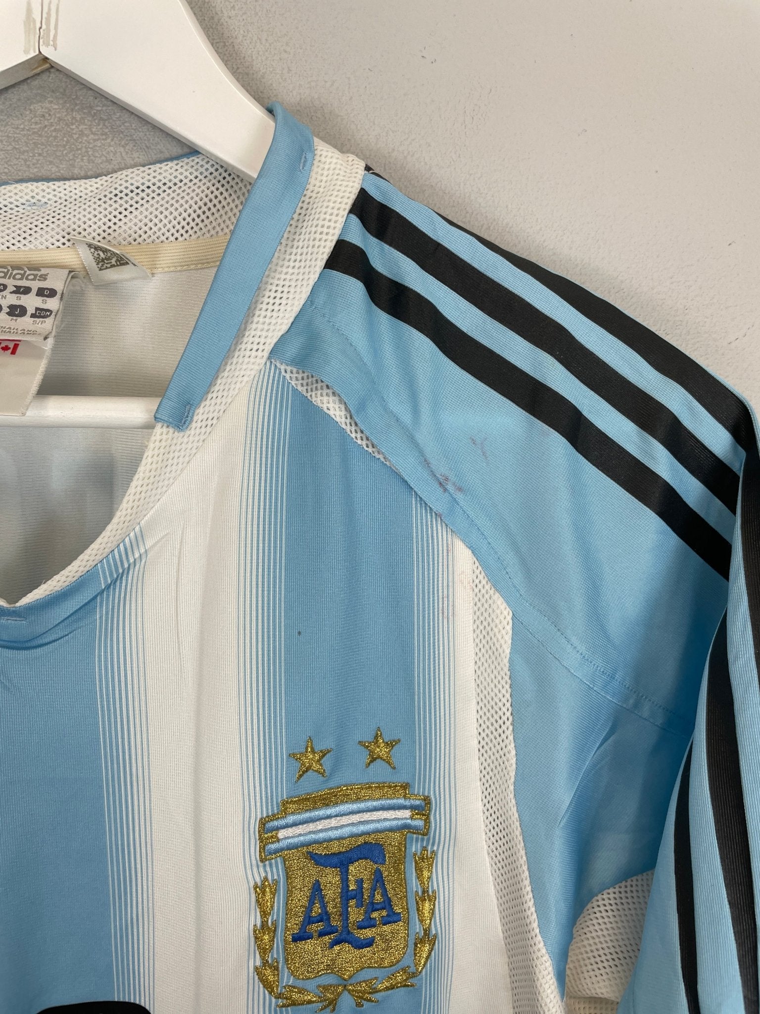 Shop 2004/05 ARGENTINA MESSI #18 HOME SHIRT (S) ADIDAS, classic football shirts, vintage football shirts & retro soccer jerseys at Cult Kits