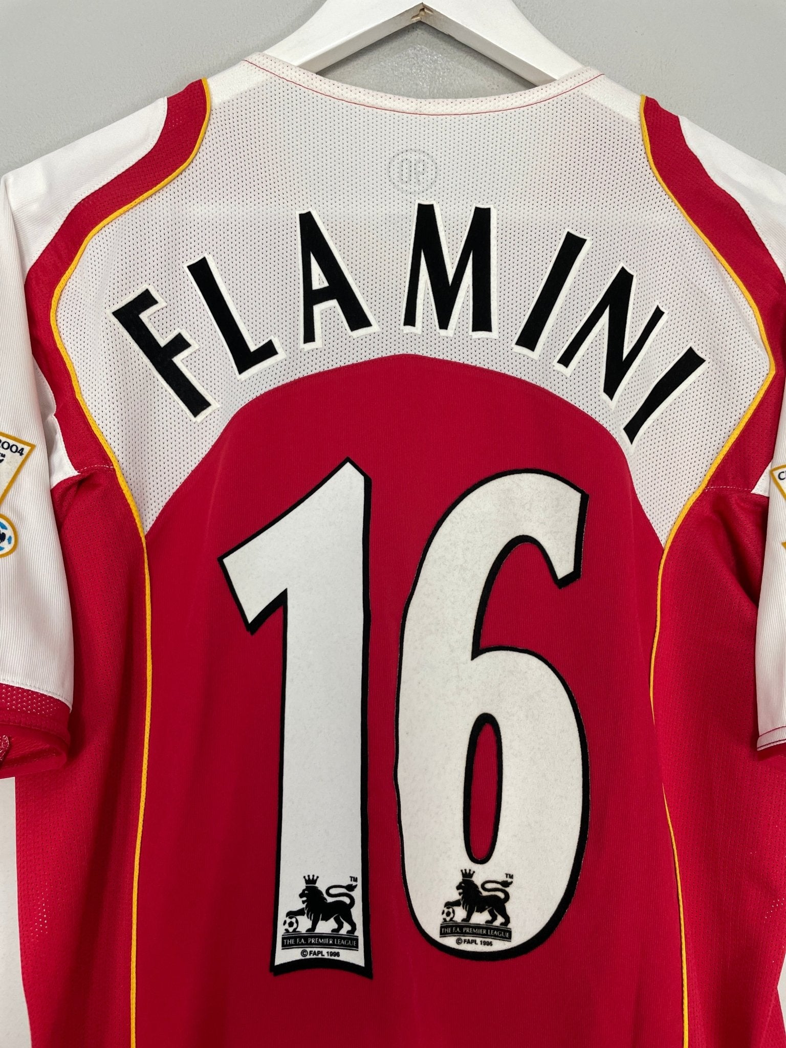 Shop 2004/05 ARSENAL FLAMINI #16 HOME SHIRT (M) NIKE, classic football shirts, vintage football shirts & retro soccer jerseys at Cult Kits
