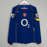 Shop 2004/05 ARSENAL V.PERSIE #11 L/S AWAY SHIRT (M) NIKE, classic football shirts, vintage football shirts & retro soccer jerseys at Cult Kits