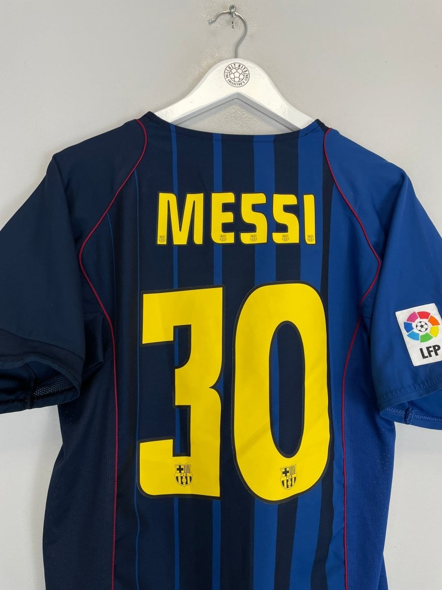 2004/05 BARCELONA MESSI 20 AWAY SHIRT (M) NIKE - Cult Kits - Medium - Buy Vintage Football Shirts, Authentic Retro Football Shirts For Sale, Classic Football Shirts & Soccer Jersey