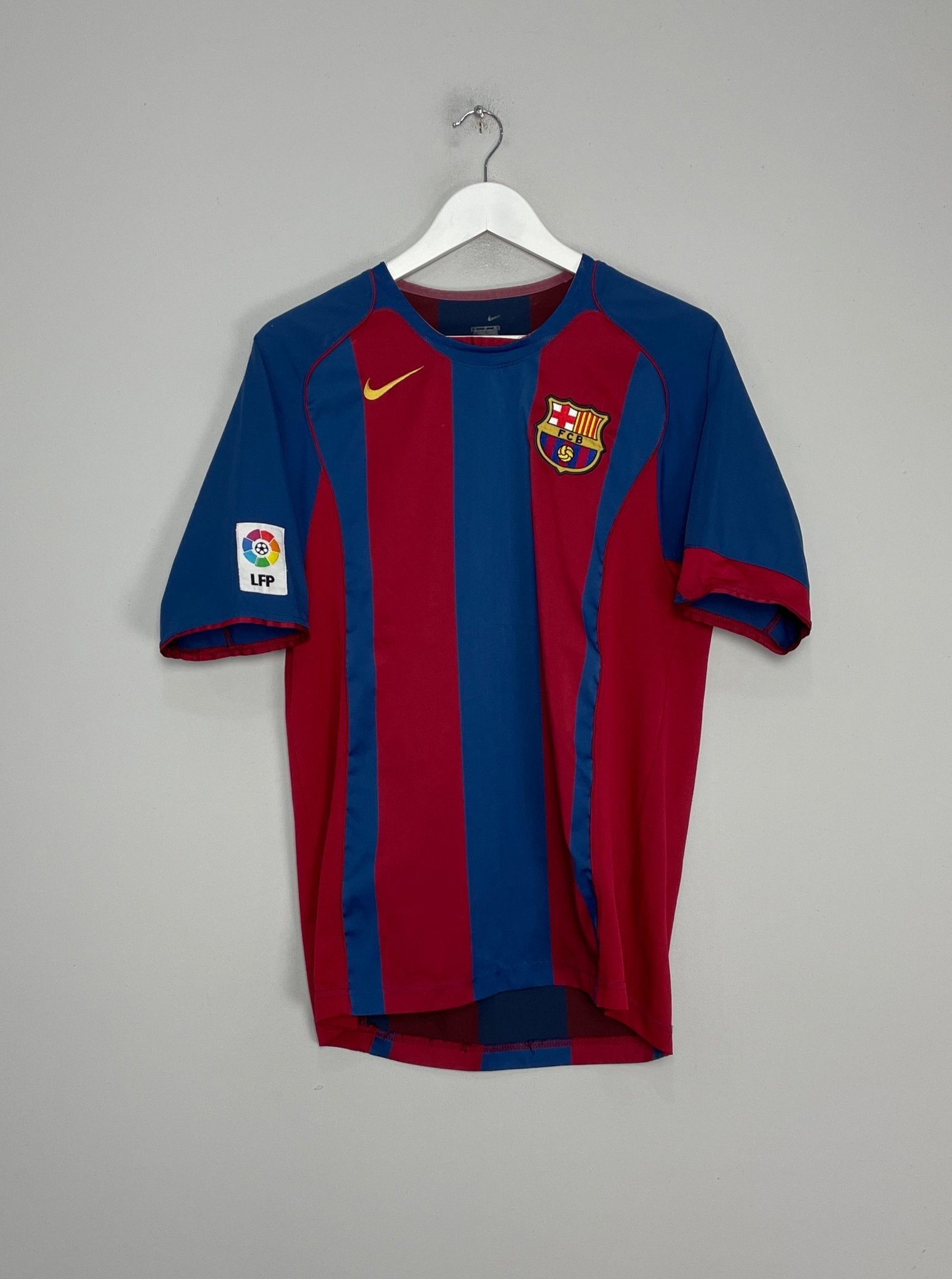 Shop 2004/05 BARCELONA MESSI #30 HOME SHIRT (M) NIKE, classic football shirts, vintage football shirts & retro soccer jerseys at Cult Kits