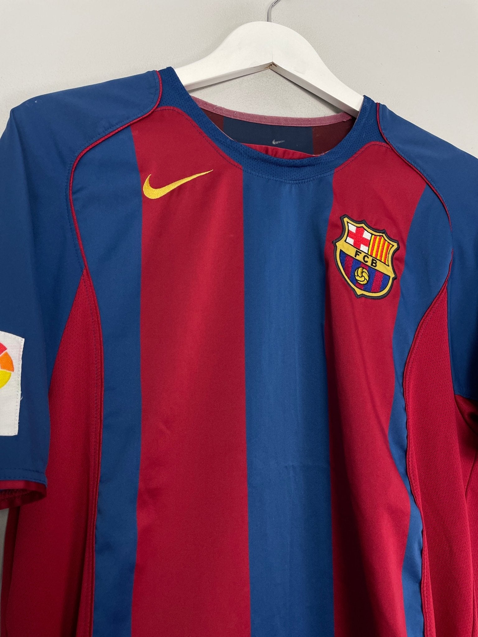 Shop 2004/05 BARCELONA MESSI #30 HOME SHIRT (M) NIKE, classic football shirts, vintage football shirts & retro soccer jerseys at Cult Kits