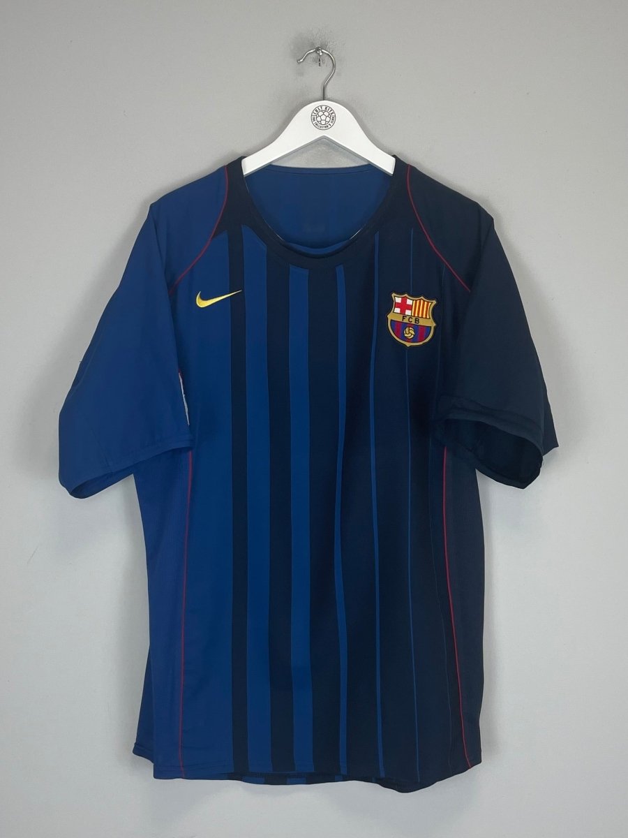 2004/05 BARCELONA RONALDINHO 10 AWAY SHIRT (XL) NIKE - Cult Kits - XL - Buy Vintage Football Shirts, Authentic Retro Football Shirts For Sale, Classic Football Shirts & Soccer Jersey
