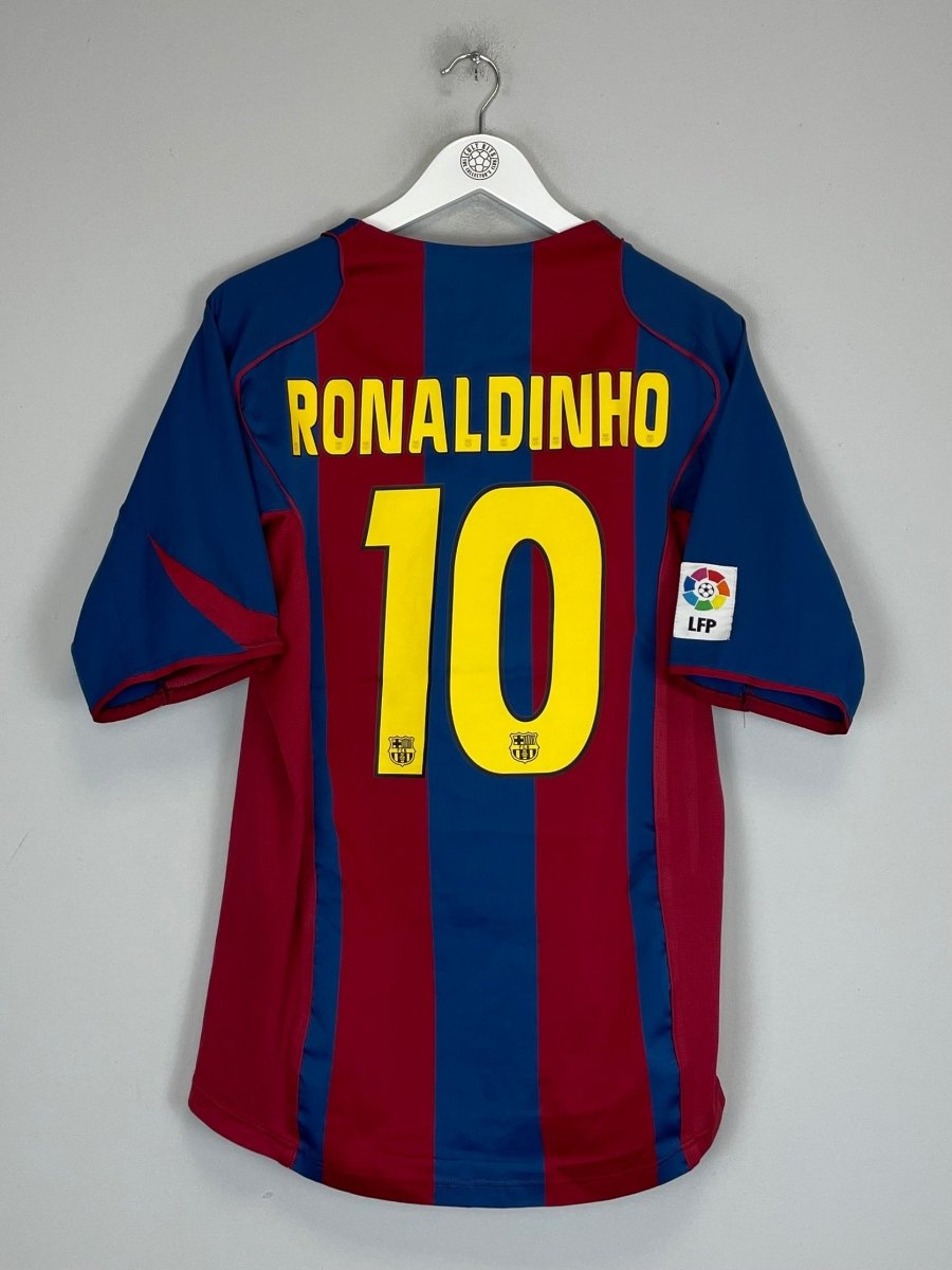 2004/05 BARCELONA RONALDINHO 10 HOME SHIRT (L) NIKE - Cult Kits - Large - Buy Vintage Football Shirts, Authentic Retro Football Shirts For Sale, Classic Football Shirts & Soccer Jersey